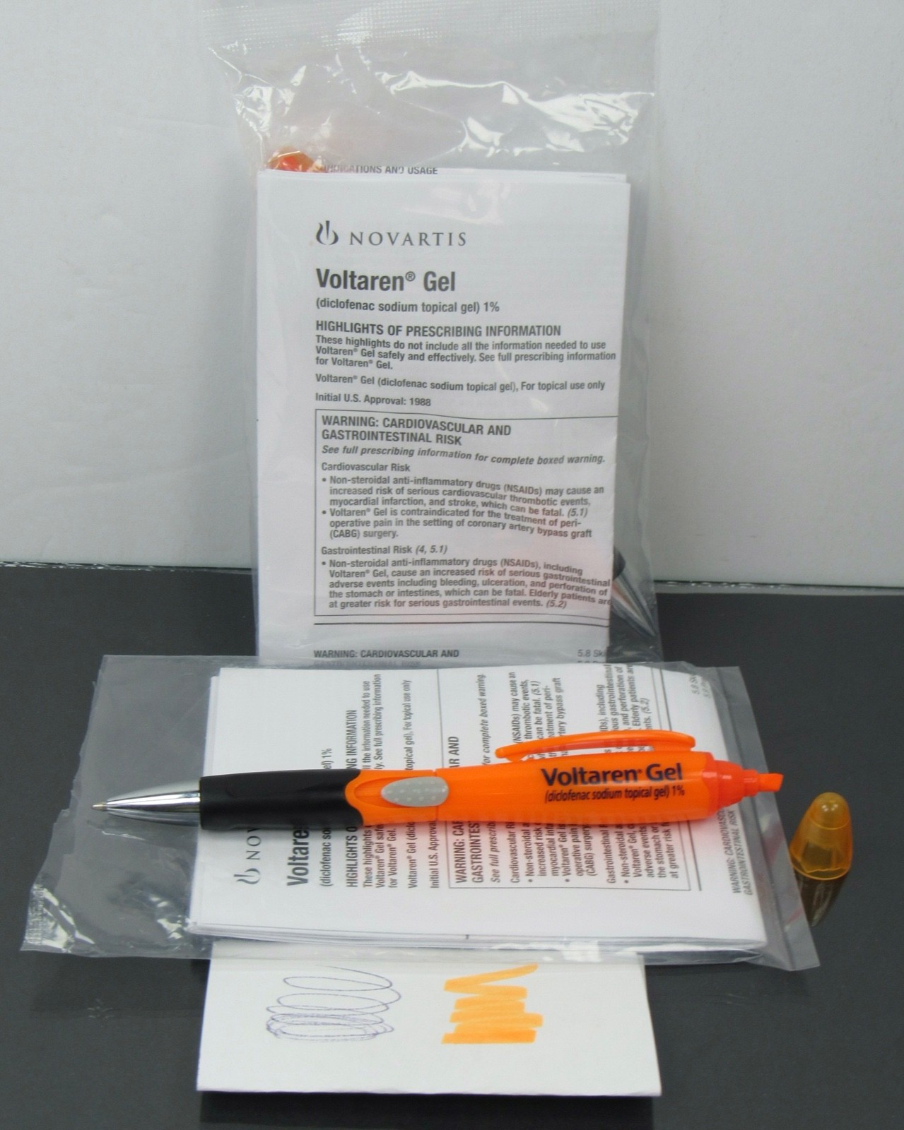 2 Sealed Voltaren Gel Highlighter PEN SDrug Rep Pharmaceutical Promo Advertising