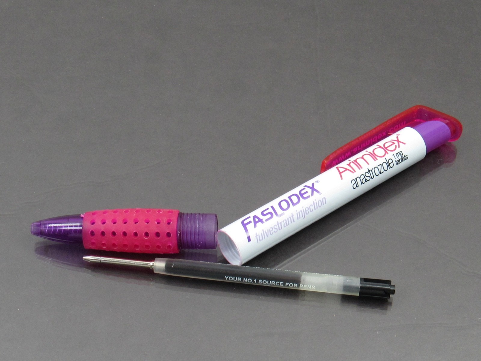 Beautiful Faslodex PEN Drug Rep Pharmaceutical Promo Advertising RARE Pink Grip