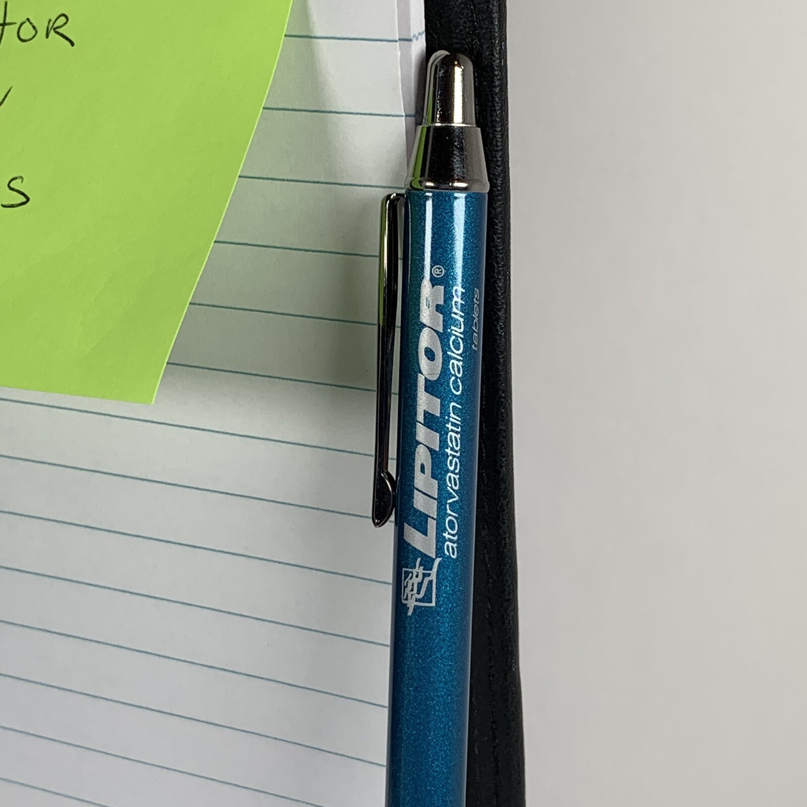 Drug Rep Pharmaceutical Promo Advertising Lipitor Black Notebook With Pen 6×8.25