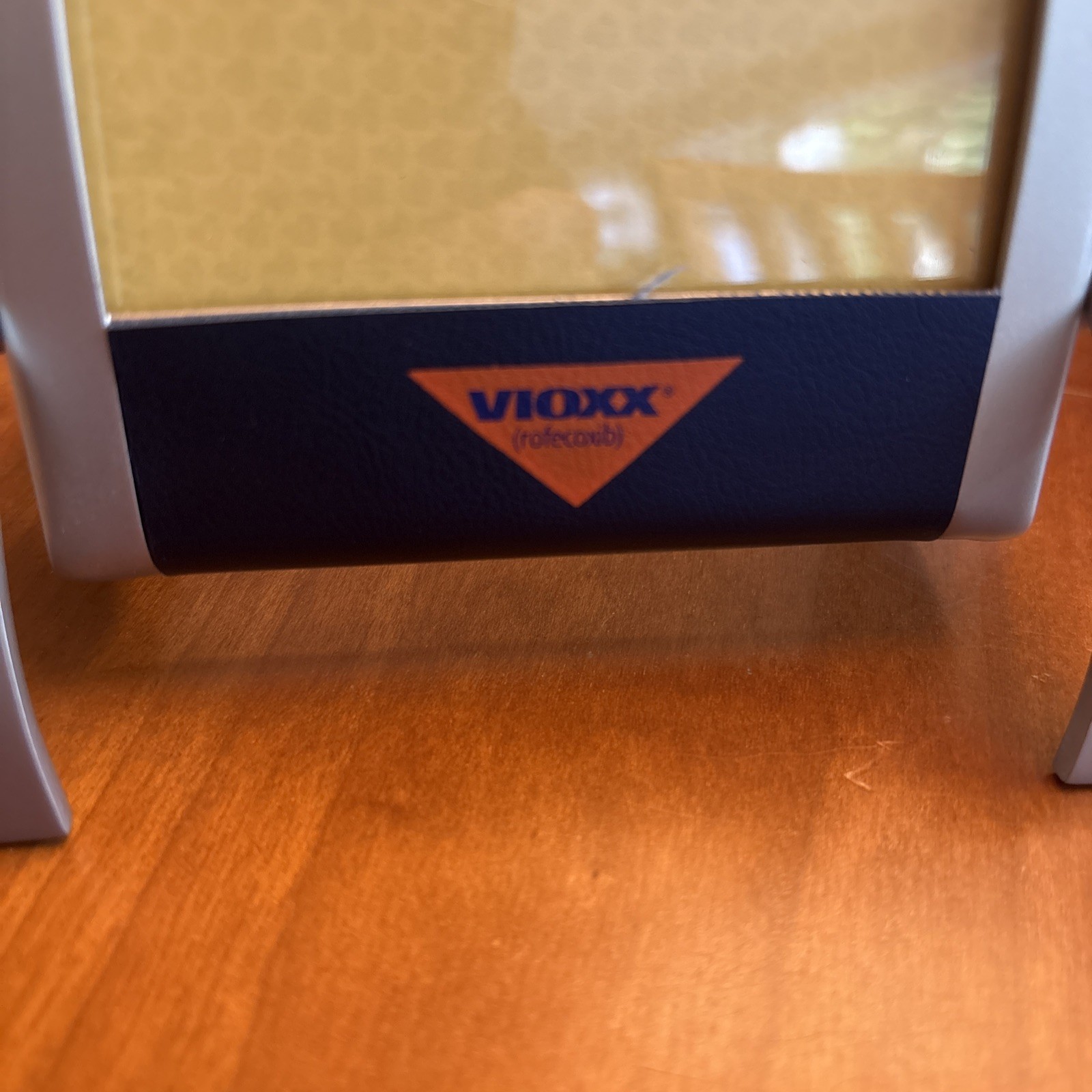 Vintage VIOXX (rofecoxib) pharma rep promotional desk set, pre-Death of Swag