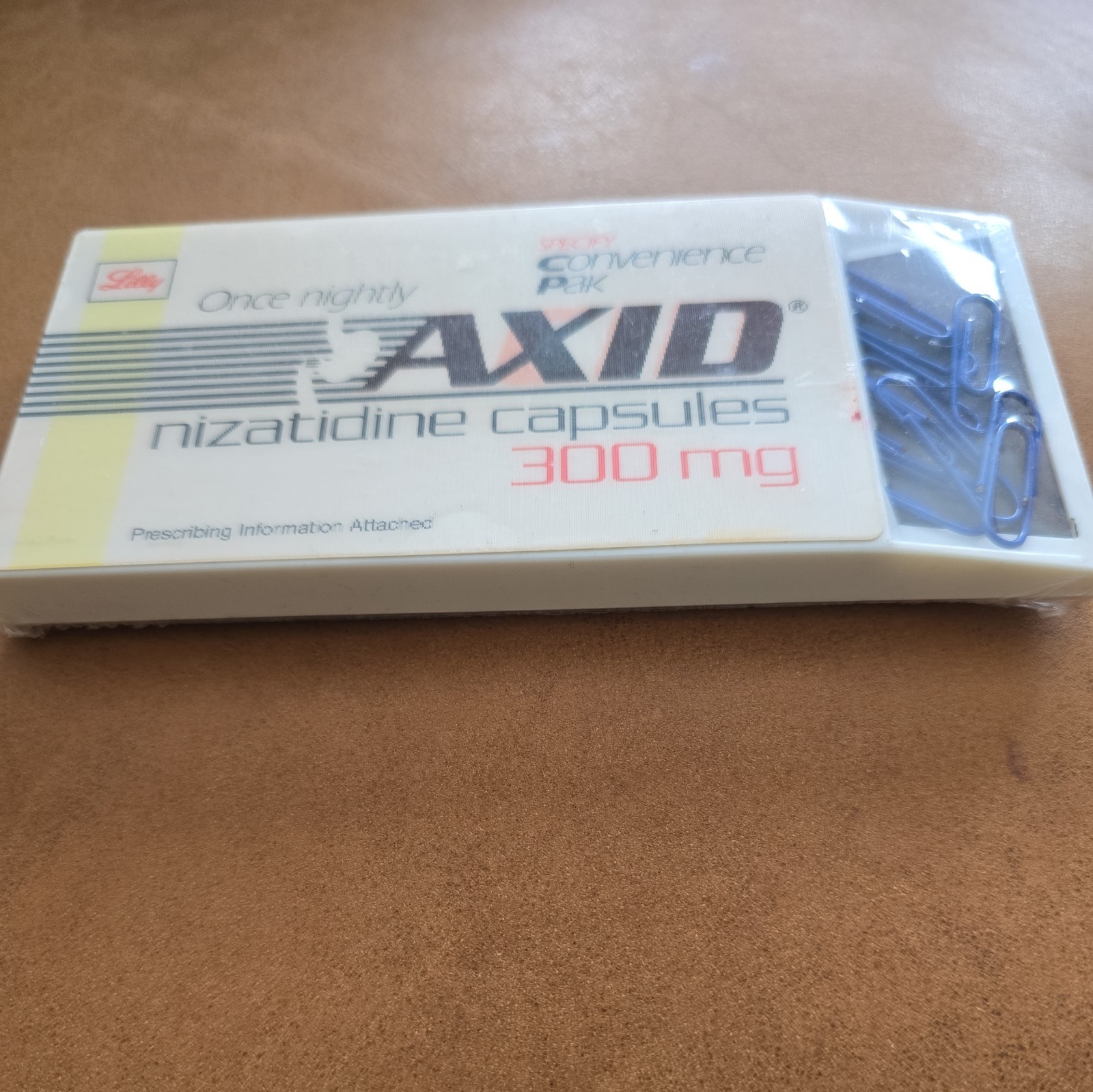 AXID Paper Clip Holder + Note Pad Pharmaceutical Drug Rep Promo Vintage Medical