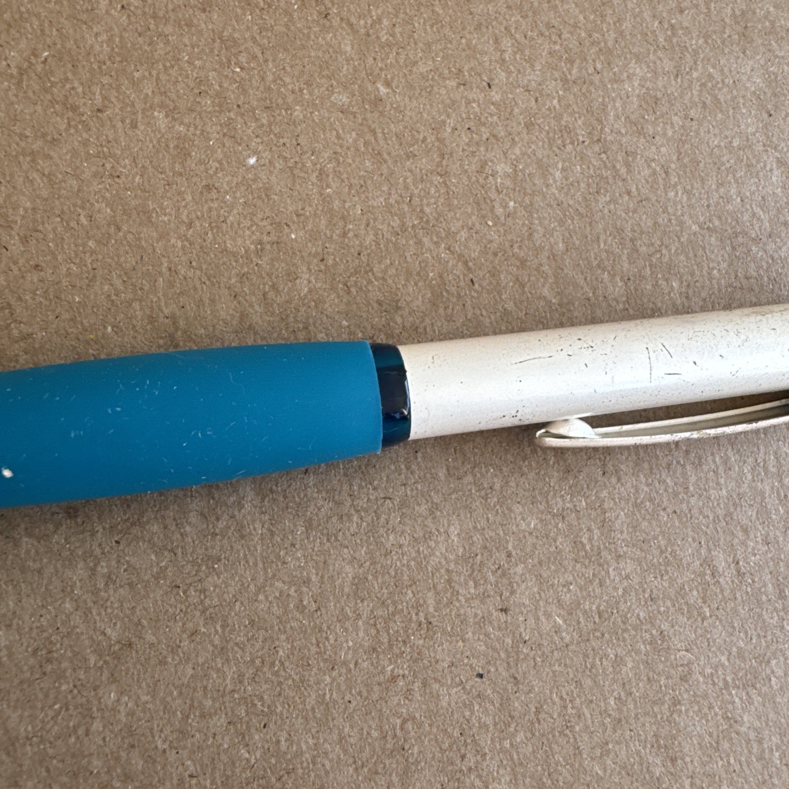 Lipitor Tablets Drug Rep Collectible Pen White Blue Green Thick Metal- Heavy