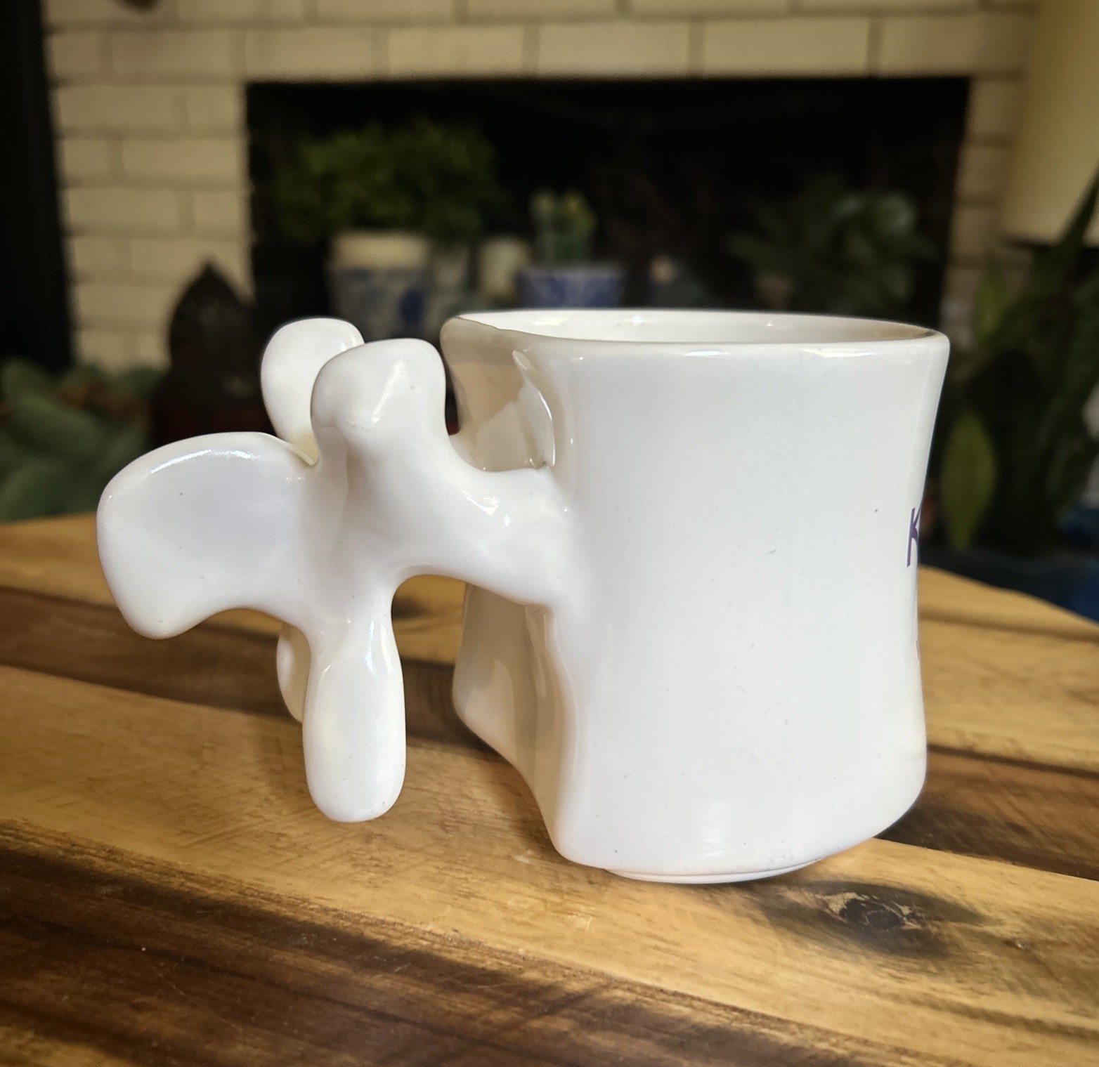 Spine Handle Coffee Mug Kyphon Ahead Of The Curve Advertising Vertebrae