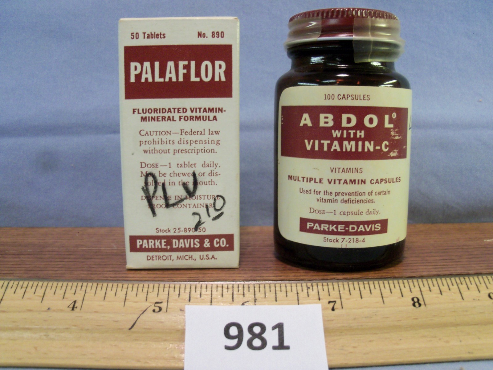 Vtg PD Children Vitamin Bottles pre 1972 No NDC