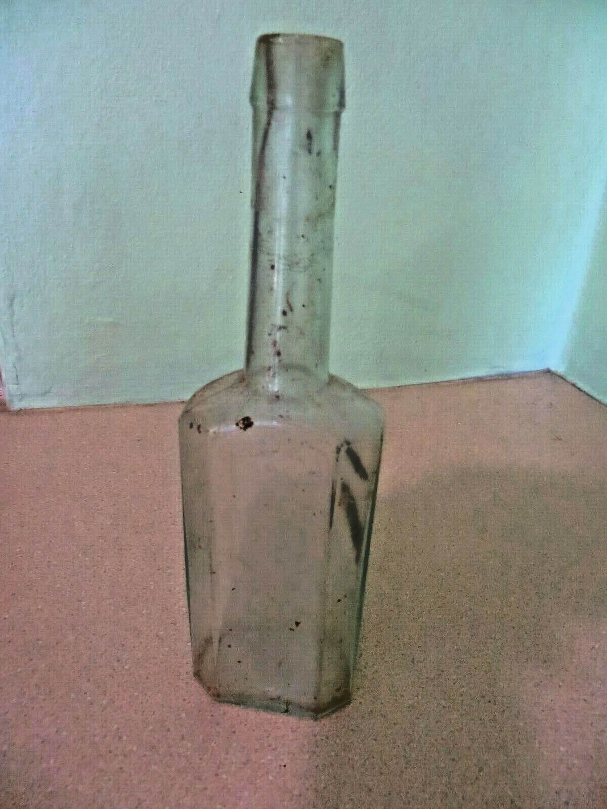 OCTAGON GREEN GLASS LONG NECK FLETT PHARMACEUTICAL DRUGGIST DOCTOR MED BOTTLE