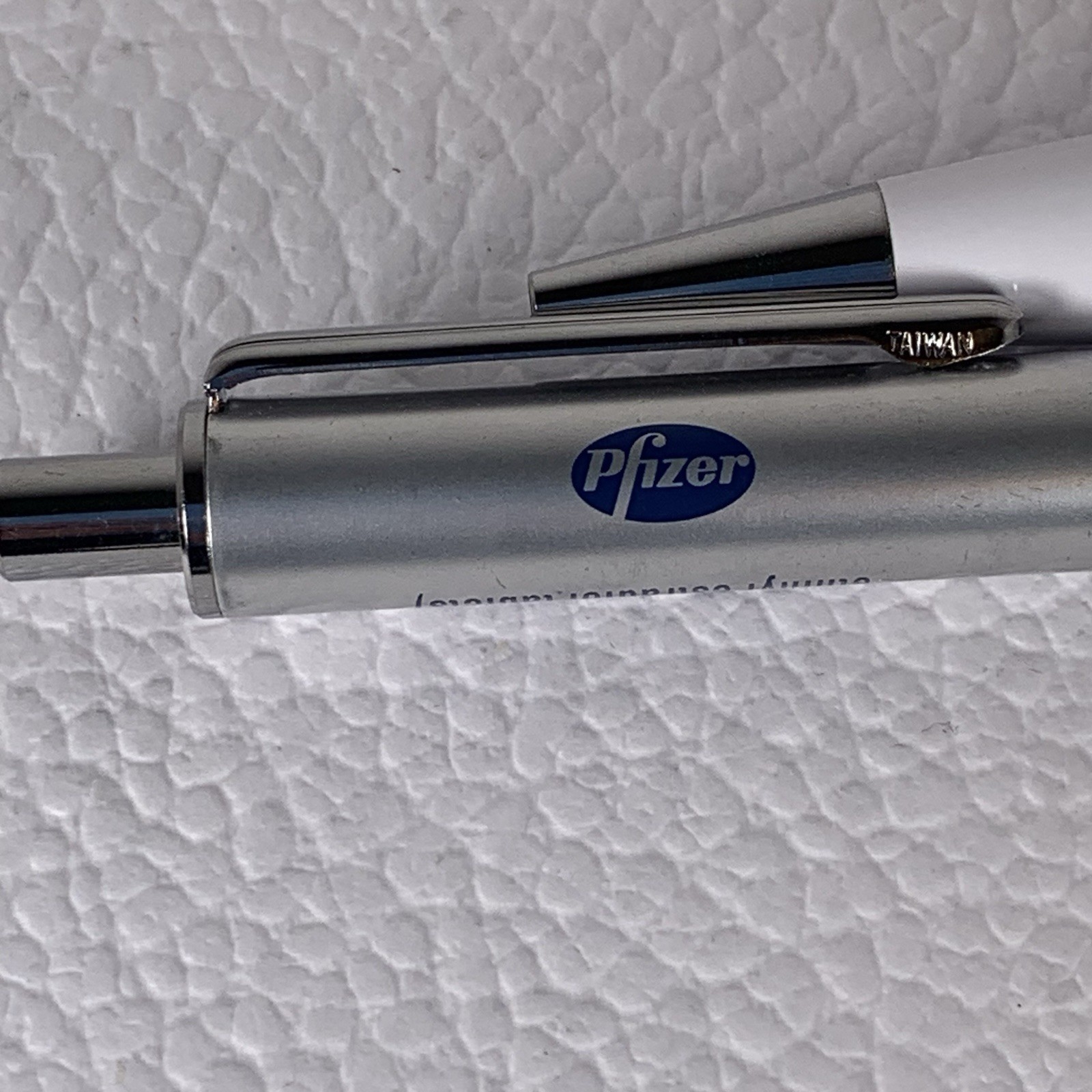 Femhrt Heavy Metal Pen Drug Rep Pharmaceutical Promo Original Owner Lot Of 2