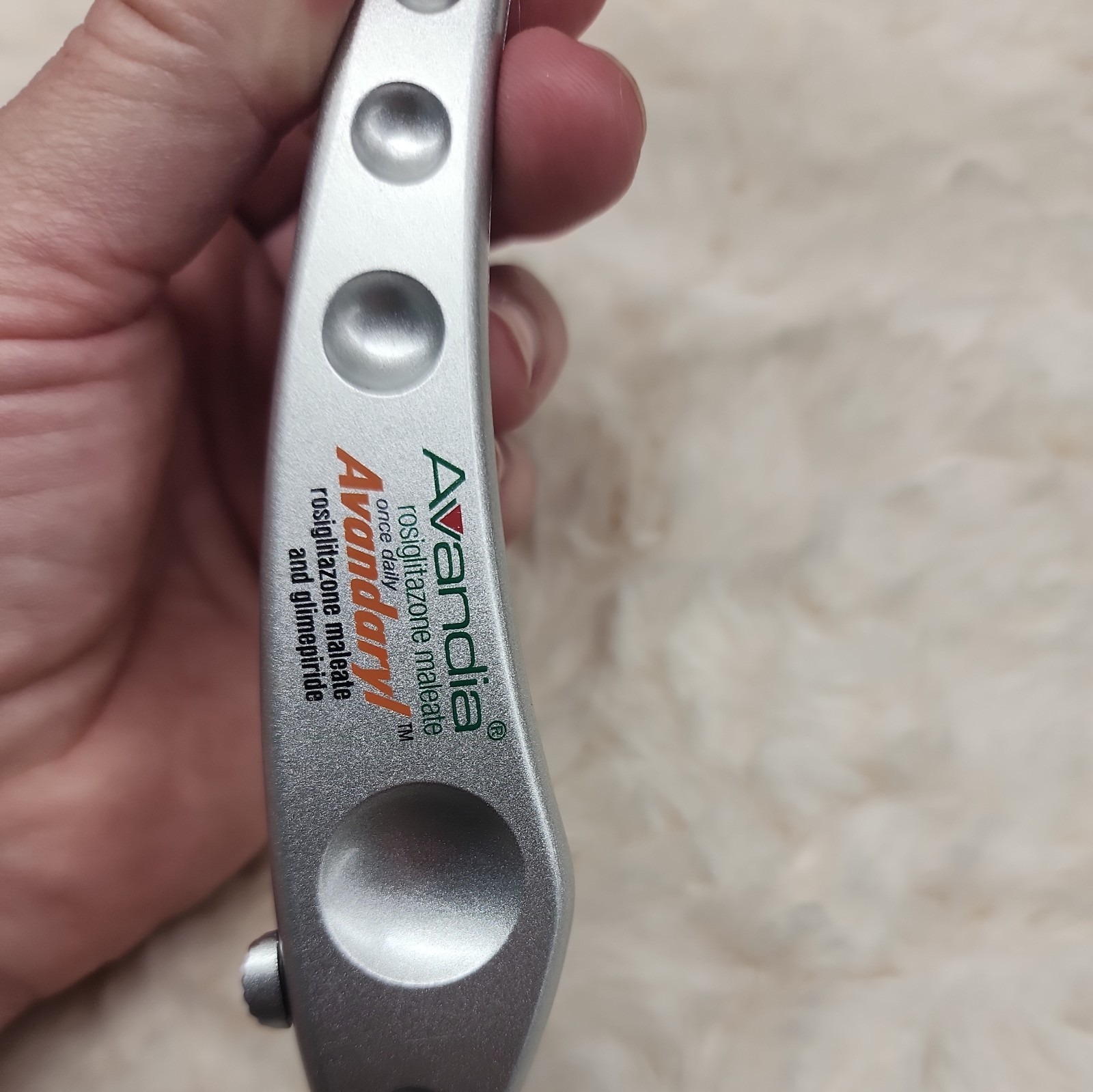 AVANDIA Drug Medical Reflex Hammer Drug Advertisement Pharmaceutical
