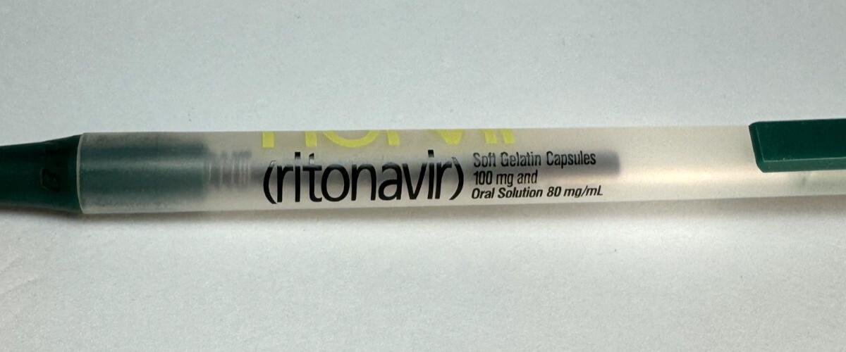 RARE NORVIR (HIV / AIDS MED) PHARMACEUTICAL DRUG REP PEN – BIC BRAND – WRITES!