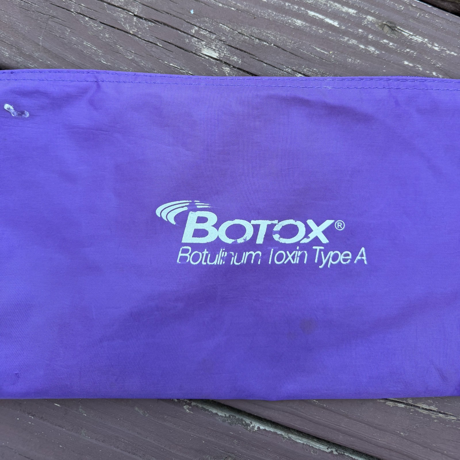 Botox Cosmetic Pharmaceutical Drug Rep Cosmetic Yoga Mat + Bag Branded Purple