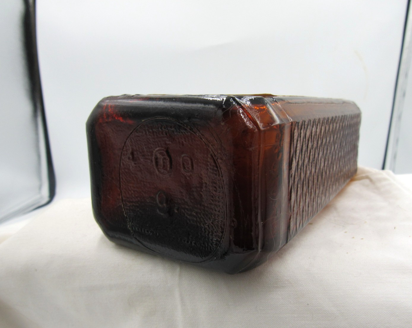 1930’s McKesson & Robbins New York Cod Liver Oil FISH 9″ Amber Medicine bottle