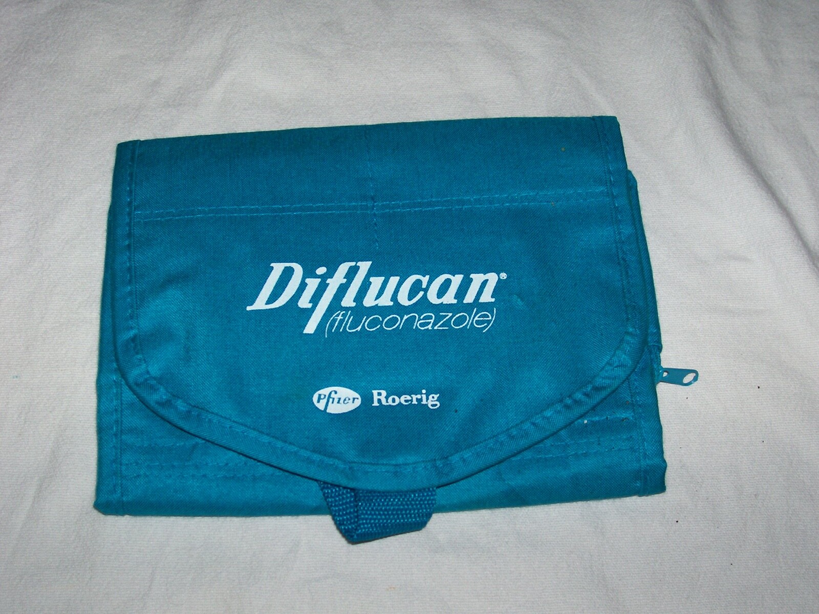 VINTAGE PFIZER DIFLUCAN PROMOTIONAL UTILITY BAG NOTE PAD-PEN CANVAS TEAL BLUE
