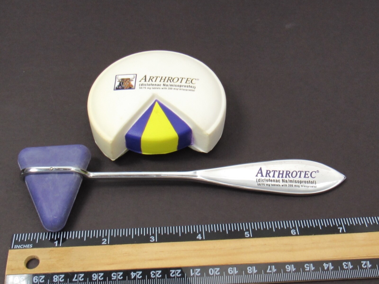 Arthro tec Drug Rep Pharmaceutical Reflex Hammer Stress Squeeze Ball Pill Shaped