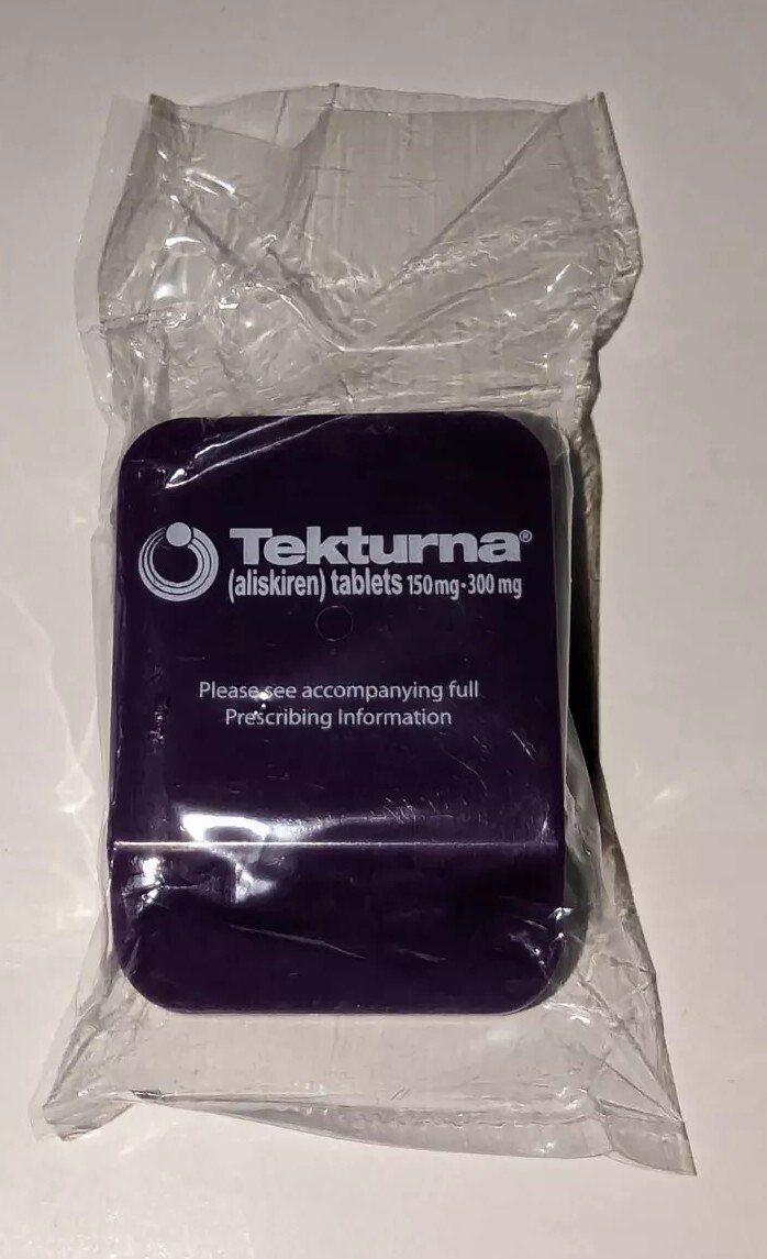 New Tekturna Refrigerator Magnet Clip Pharmaceutical Drug Rep Promotional RARE