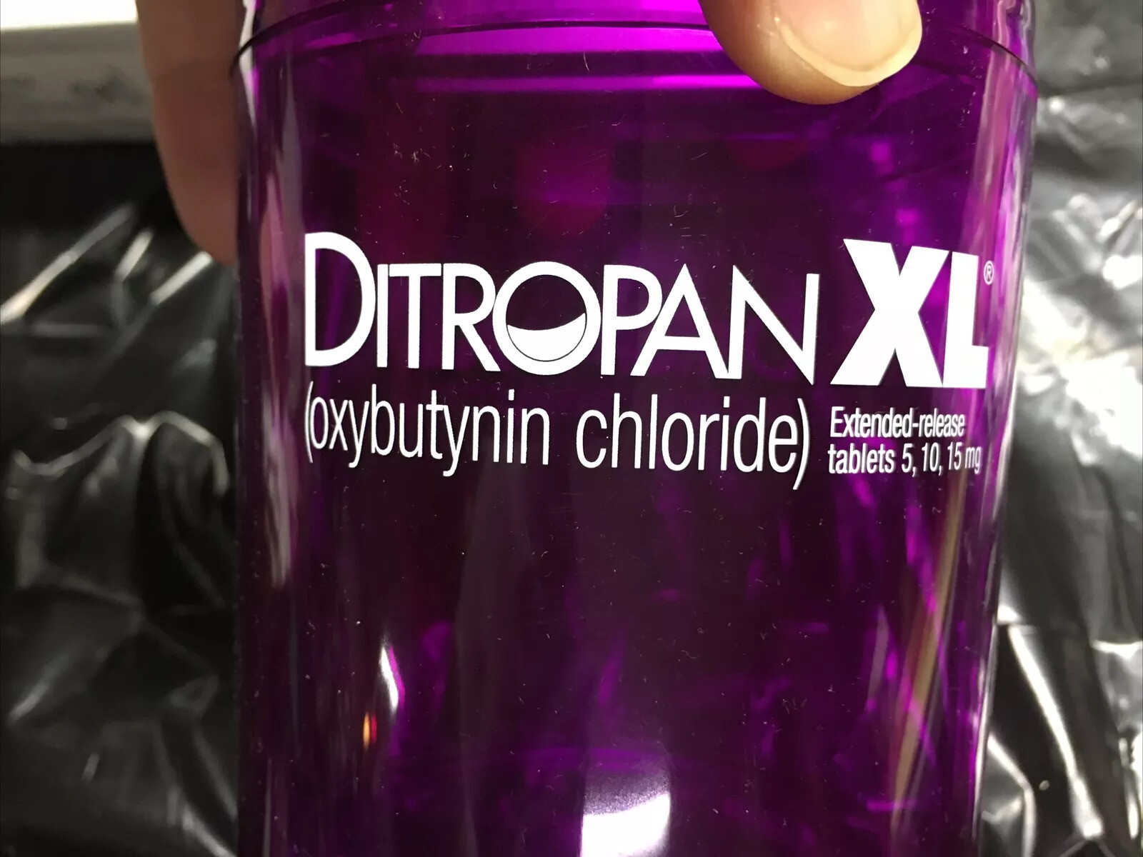 Ditropan XL Jar Multipurpose Drug Rep Pharmaceutical Pens Plastic Collectibles