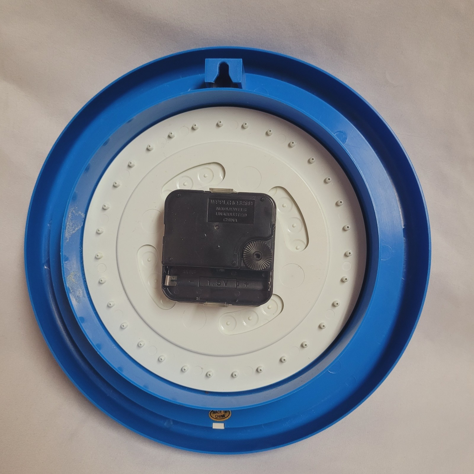 Voltaren-XR Hanging Wall Clock Promotional Pharmaceutical Advertising Drug Rep