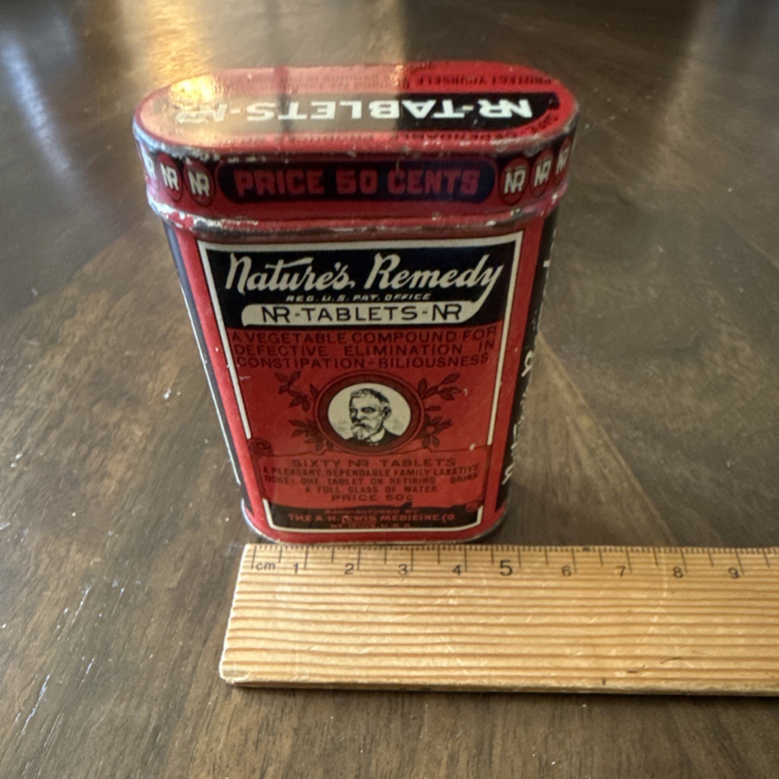 Nature’s Remedy NR Tablets Vintage Tin “Price 50 Cents” Red/Black