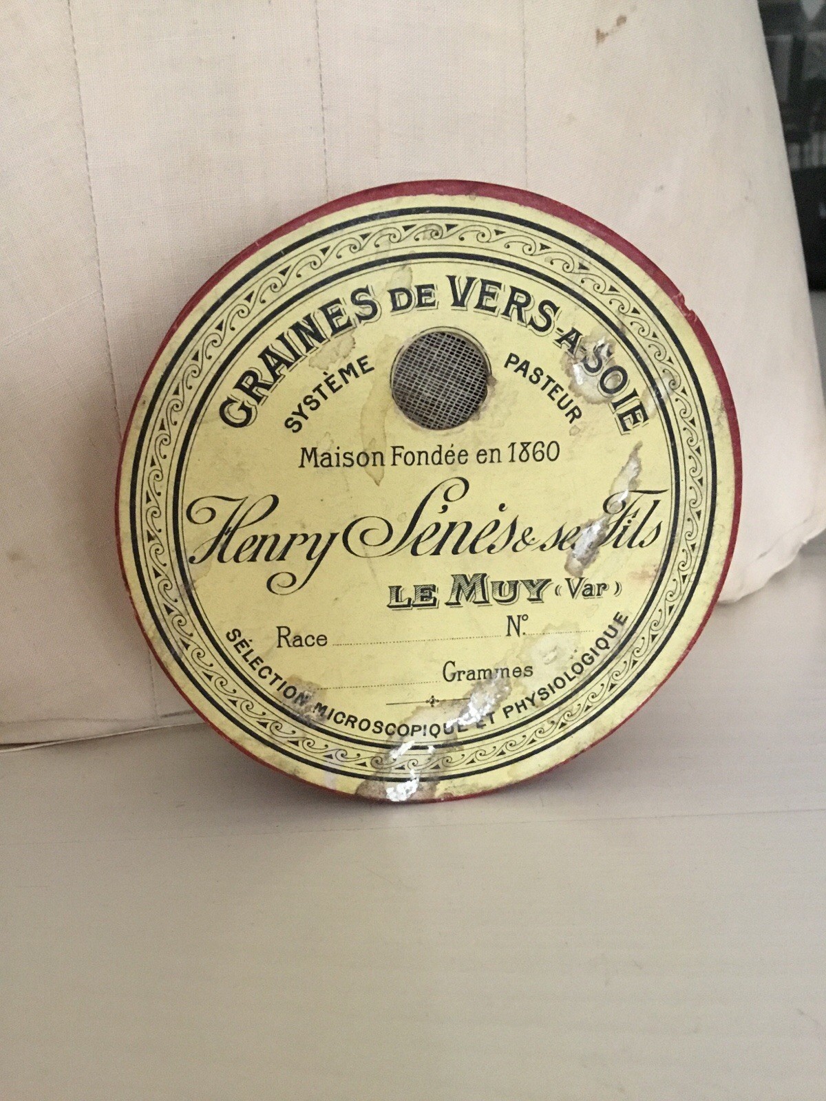 Vintage FRENCH Pharmacie Round Cardboard Container Red Silk Thirsty Worm Seeds!!