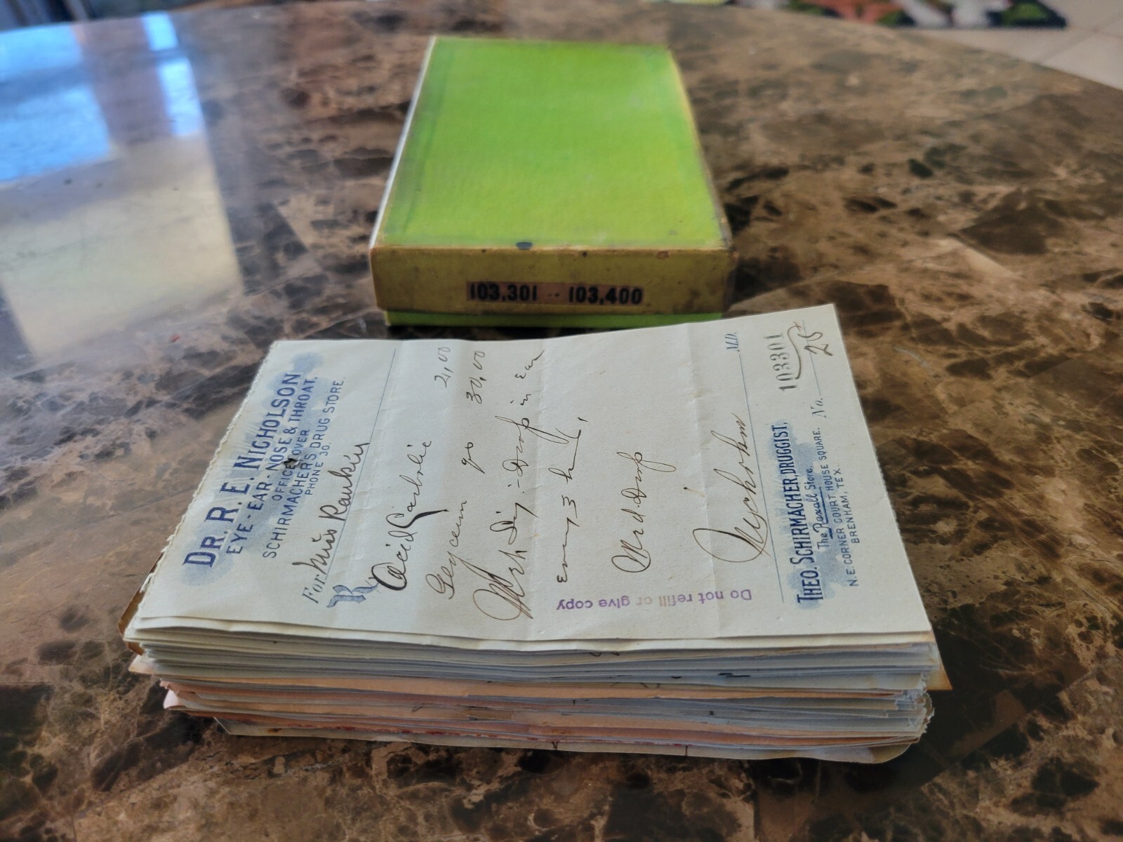 File box & 101 antique prescriptions (1913) – Codeine, Anodyne, Poisons