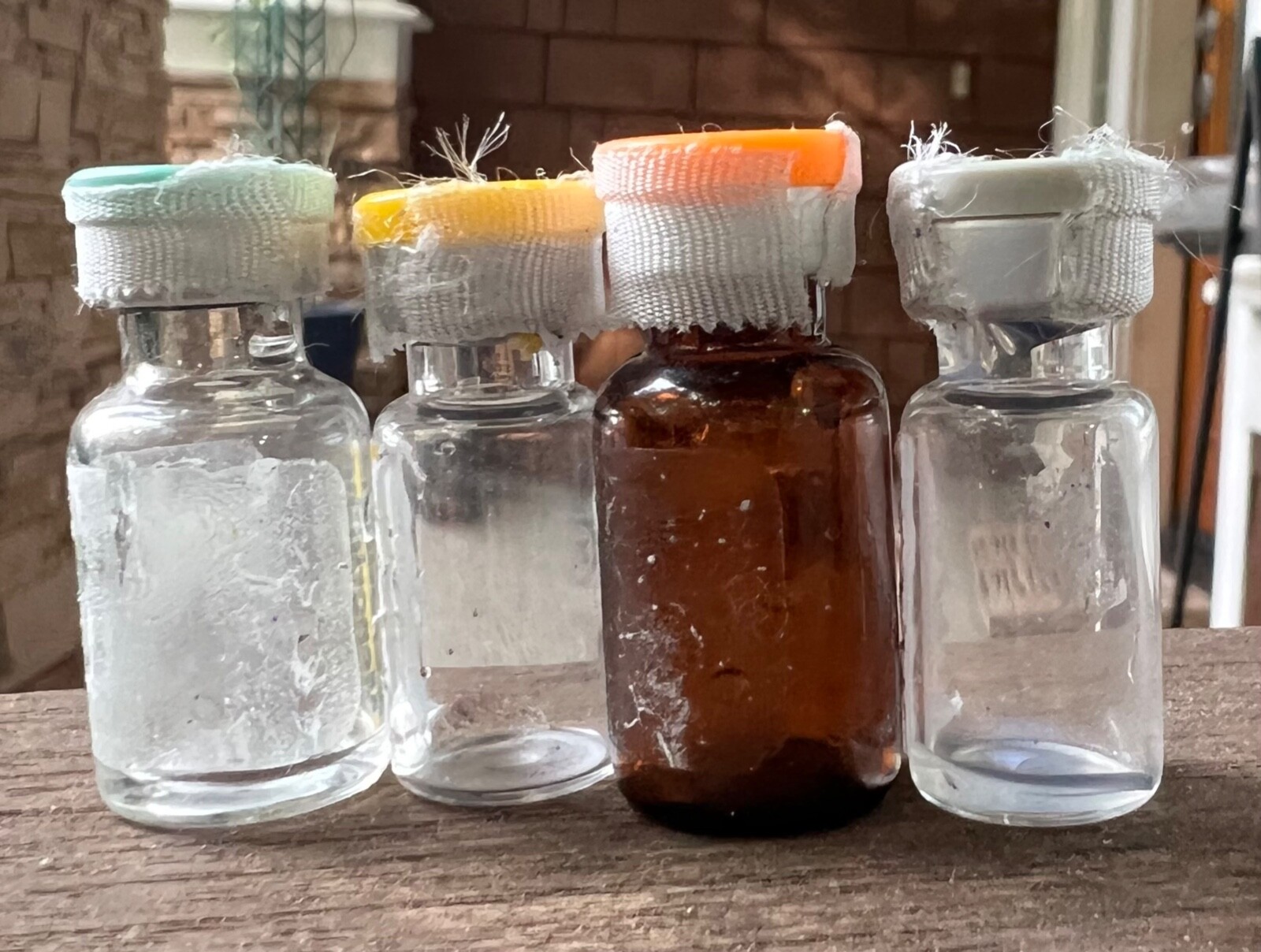 4 empty vtg vial