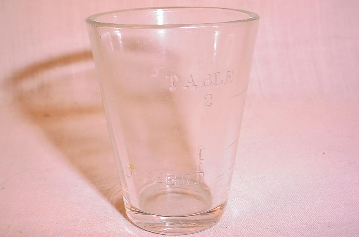 VTG DESSERT 2 TBLSP 8 TSPN PHARMACY DRUGGIST DOSING DOSE MEASURING SHOT GLASS