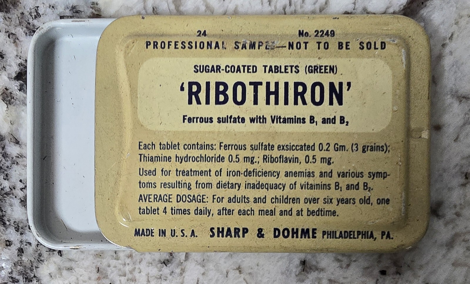 Vintage Ribothiron Professional / Doctar’s Sample Tin ▪︎ Iron Supplement