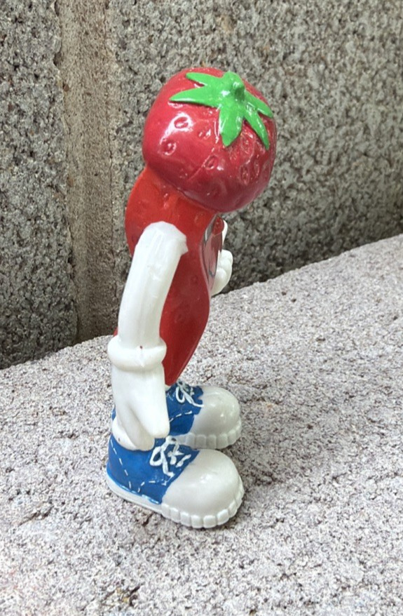 Suprax Bendy 3″ Strawberry Tastee Pharmaceutical Advertising Promotional Figure