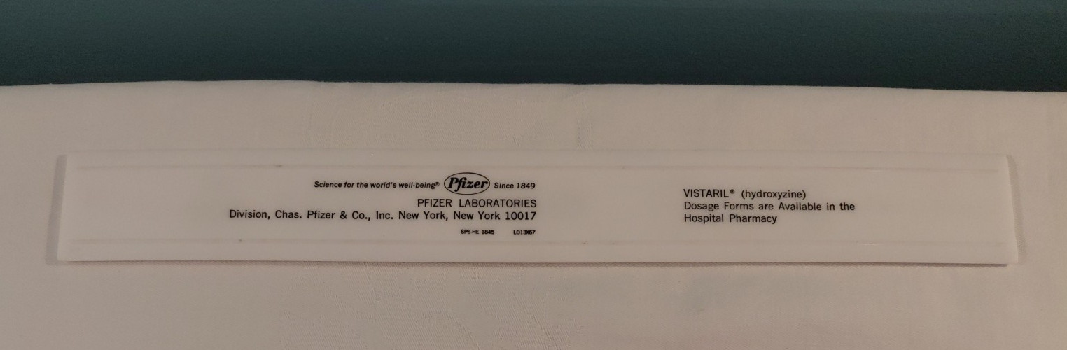VTG White Desk Ruler Pfizer Laboratories Promotional VISTARIL (Hydroxyzine) 12″