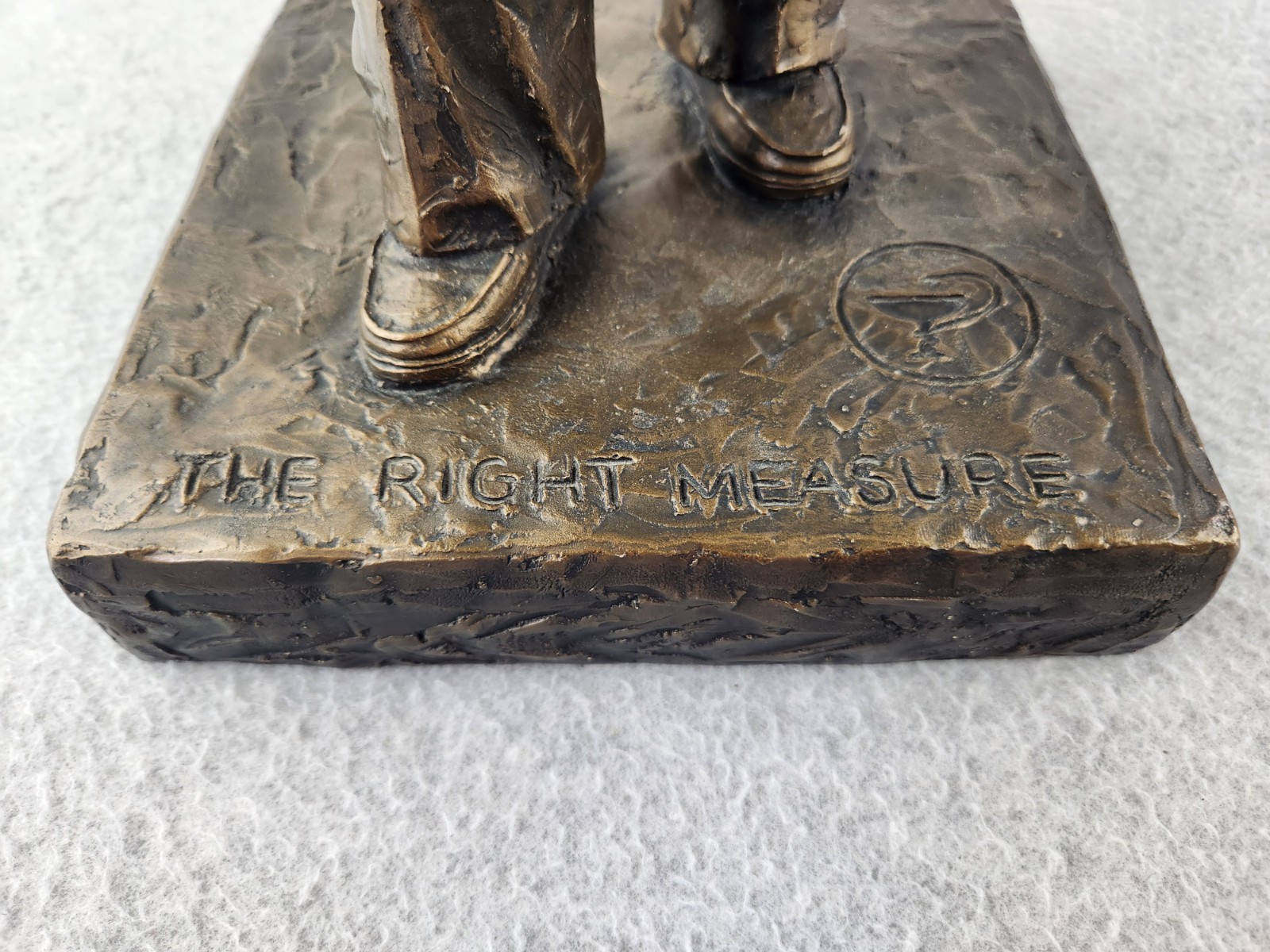 XL Bronze Apothecary Pharmacist Pharmacy Statue Trophy Award Figure Vtg