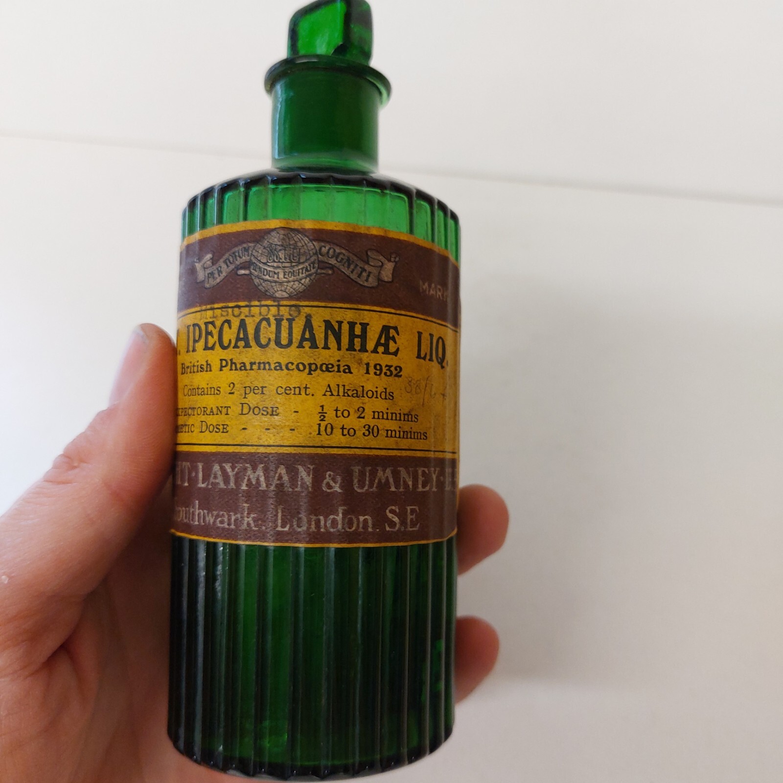 Labeled Wright Layman Umney Ltd London Emetic Ribbed Chemists Apothecary Bottle