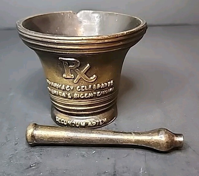 1976 US Bicentennial Bronze Pharmacy Mortar and Pestle Liberty Bell Design 3.25″