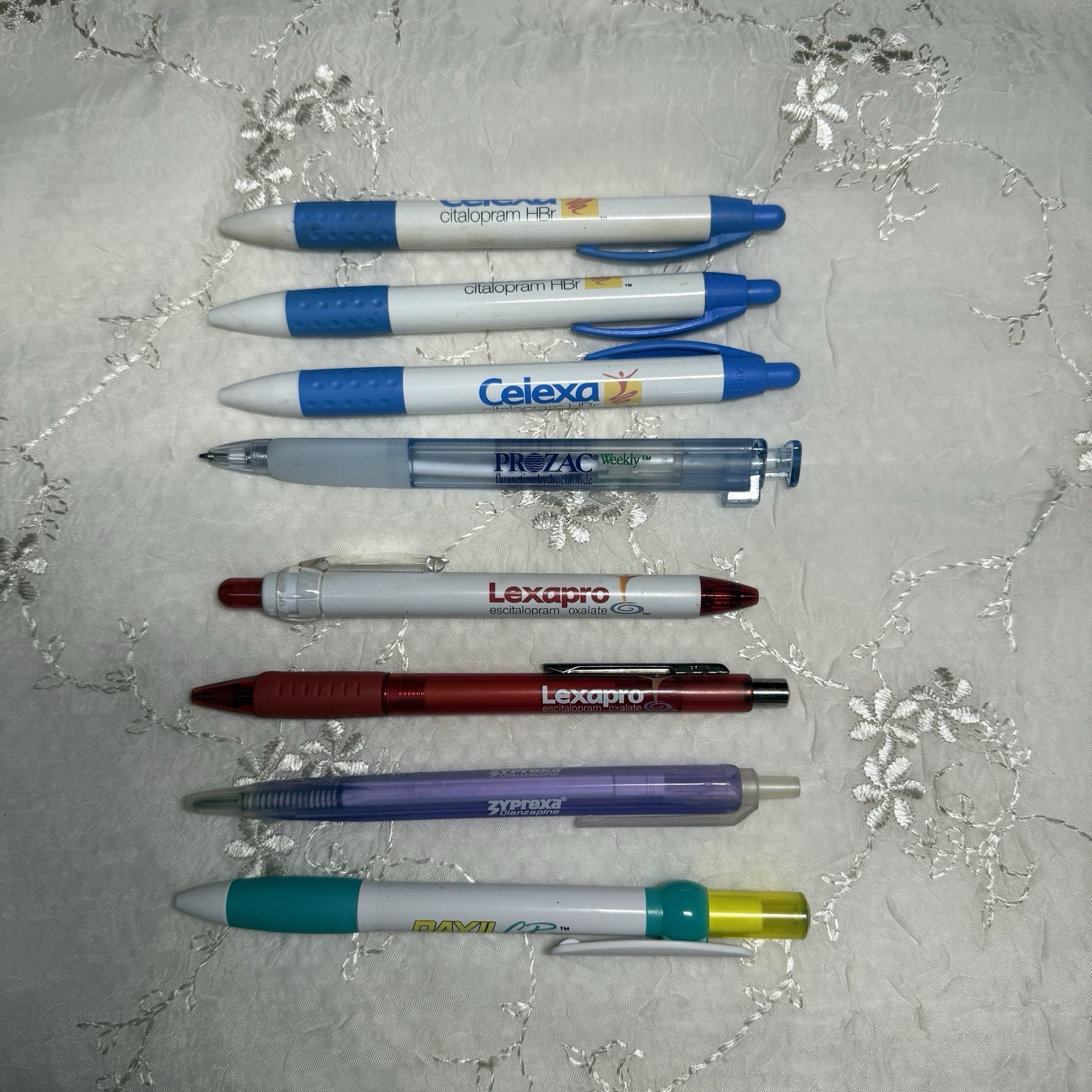 Lot 8 SSRI Pharma Rep Pens Lexapro Celexa Prozac Zyprexa Paxil Drug Pens