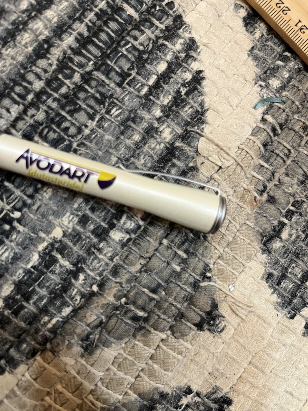 Avodart Purple Grip White Metal Twist Pharmaceutical Drug Pen Advertising NO INK