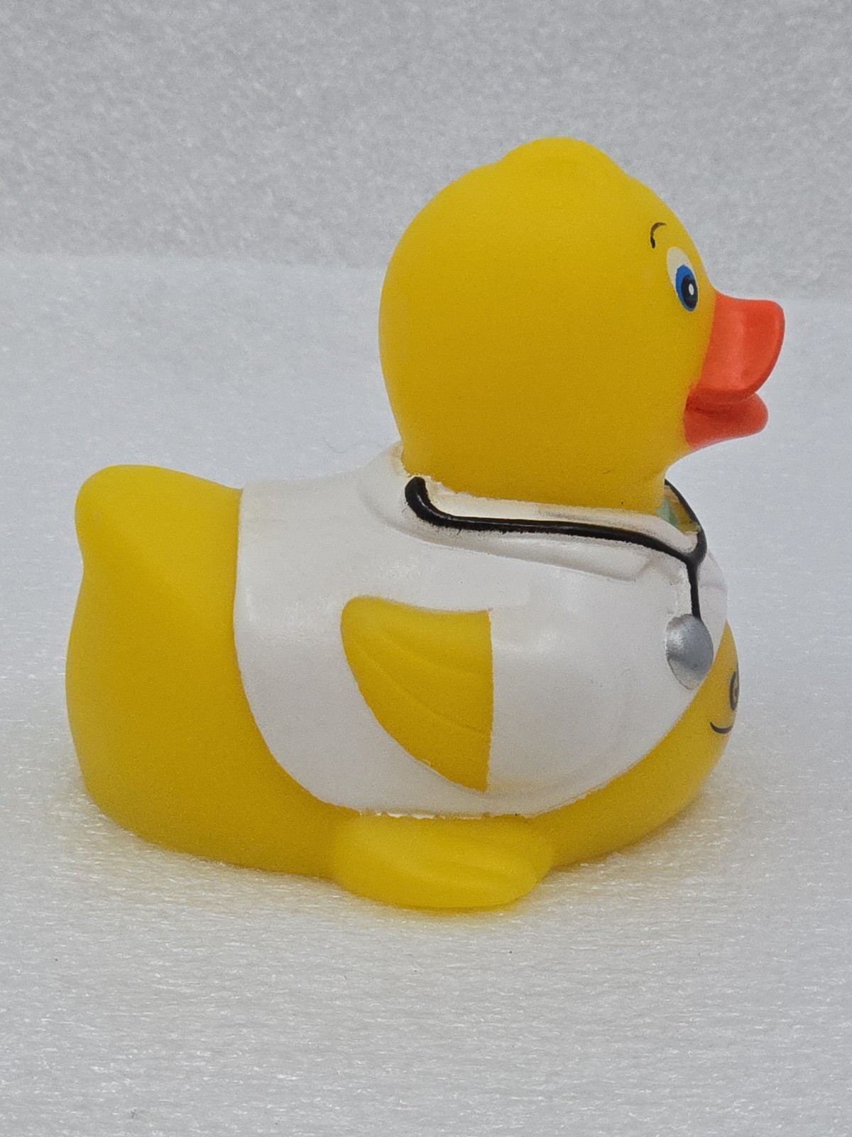 Pharmaceutical Healthcare Promotional Novelty Vinyl Yellow Ducks Lot Of 4 RARE