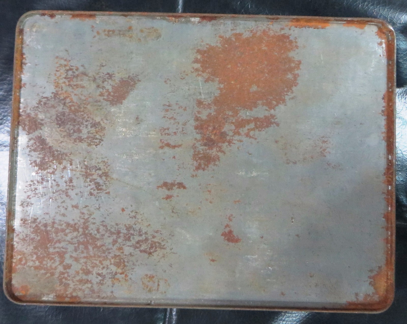 SULPHATRIAD Pharma Medical Collectible Empty TIN sign Box May & baker Ltd India