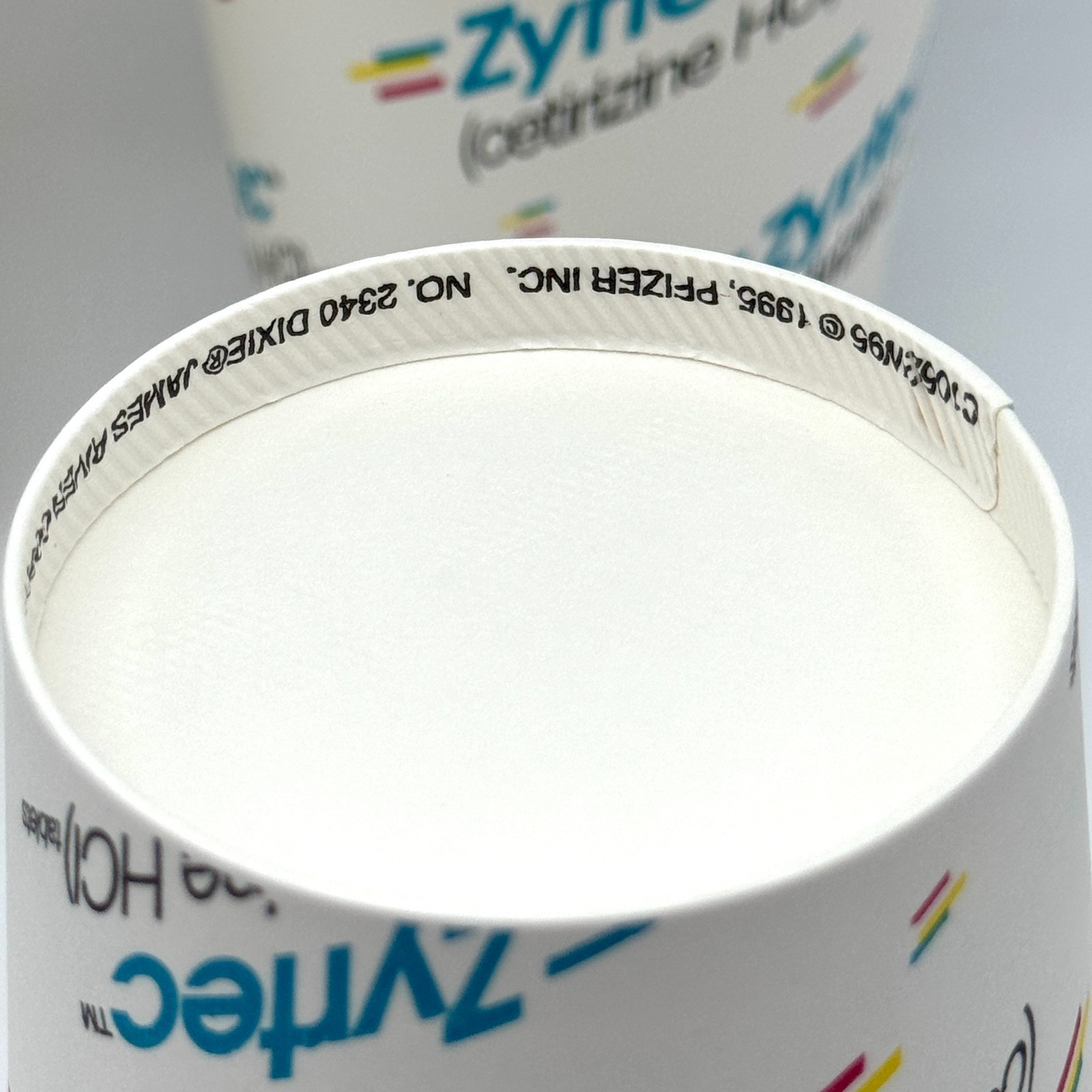 Vintage Zyrtec Pfizer 90s Promo Paper Cups x10 Pharmaceutical Deadstock