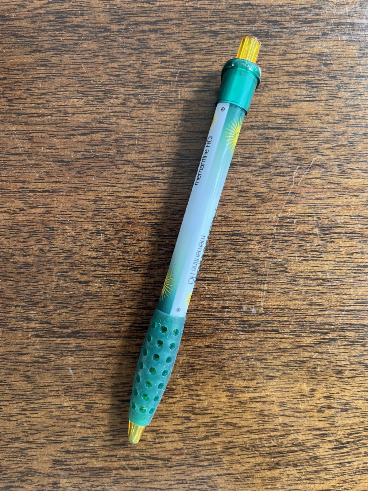 Namenda Medical Drug Rep Pharmaceutical Gel Pen Rare Green Grip Yellow AbbVie