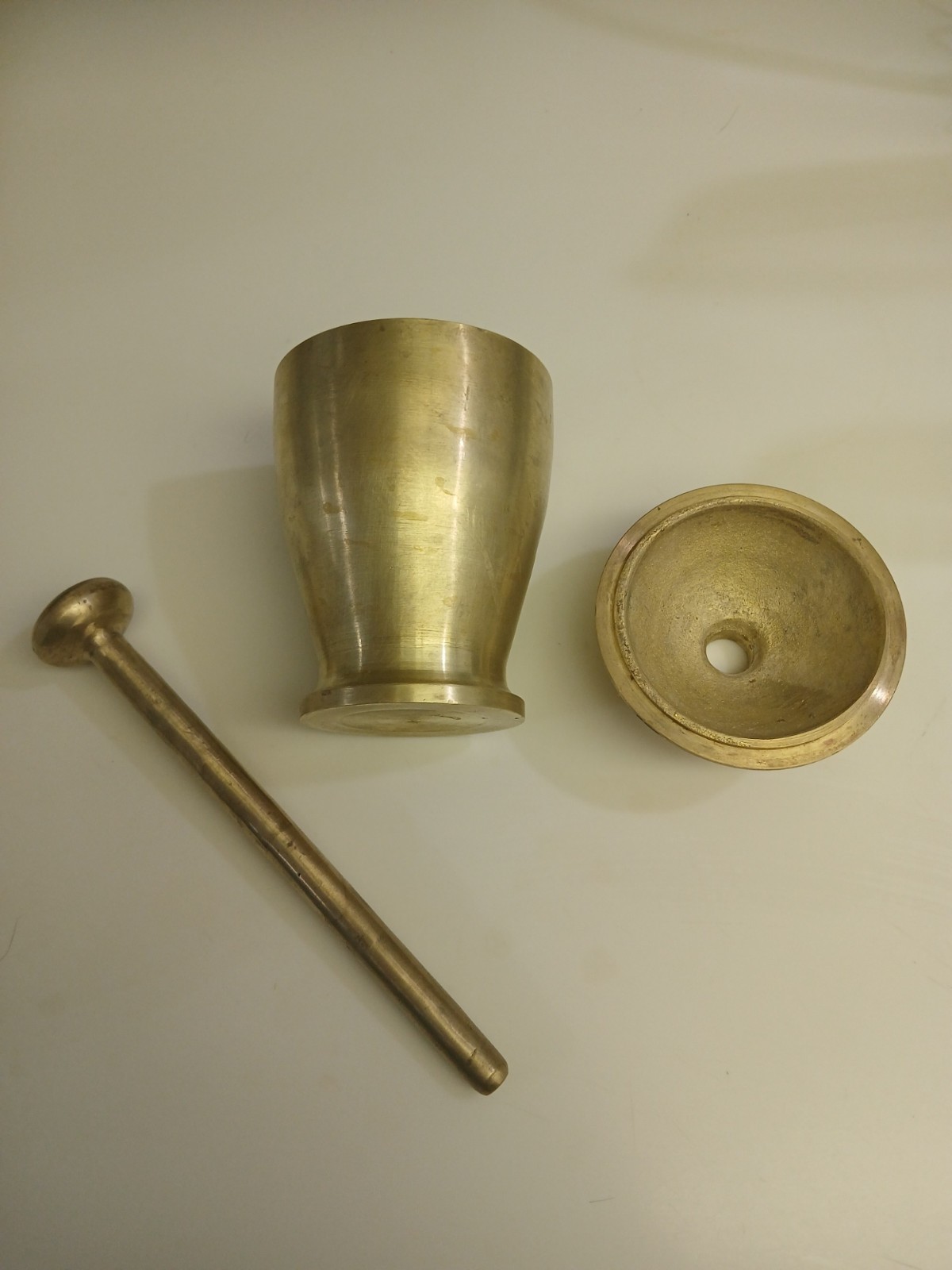 Mortar and Pestle with Lid – Solid Brass – 4.2 lbs – Vintage Apothecary