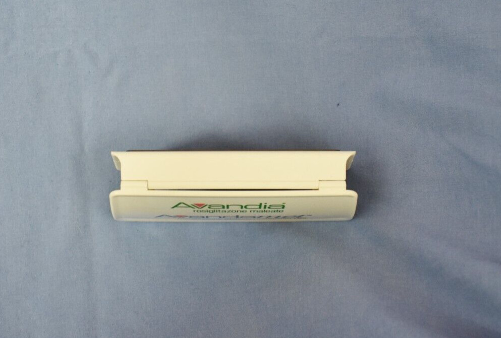 Avandia Medical Drug Rep Pharmaceutical Advertising Binder Clip Sale Promotional