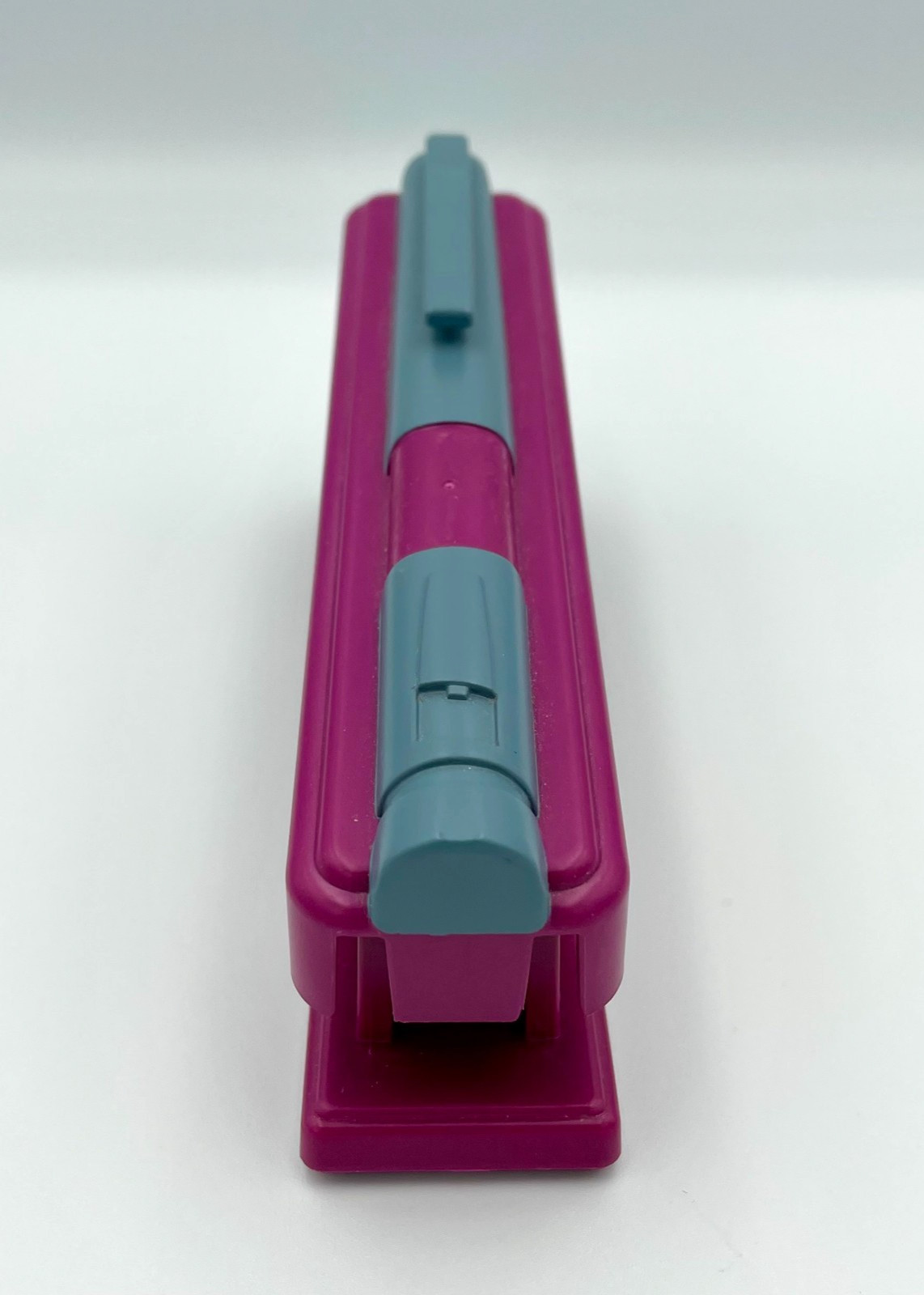 Humalog KwikPen STAPLER Pharmaceutical Drug Rep RARE Collectible