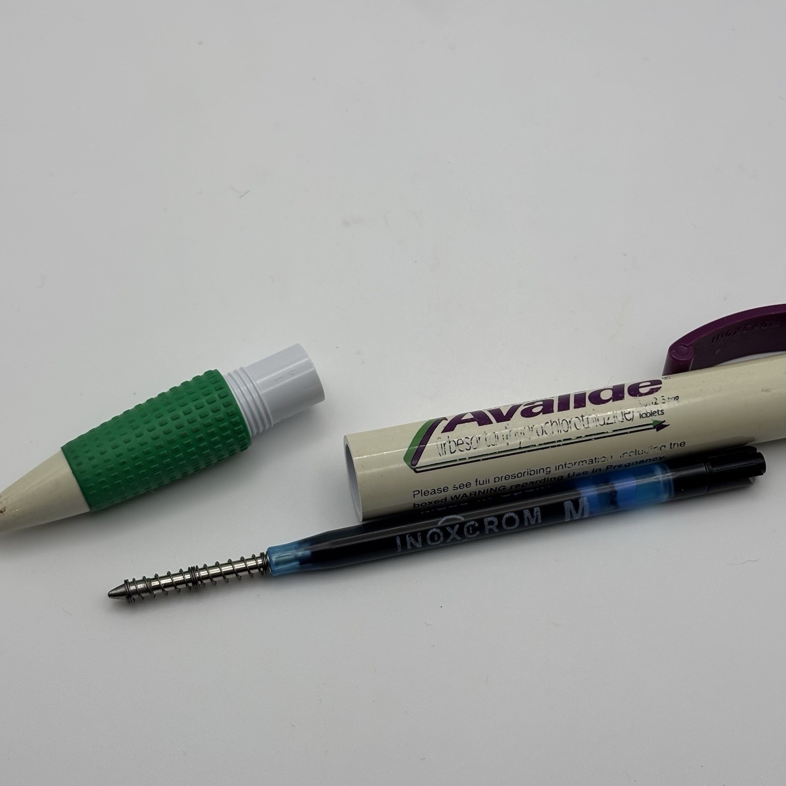 Vtg AVAPRO Pen Plastic Retractable Drug Rep – White Purple Green