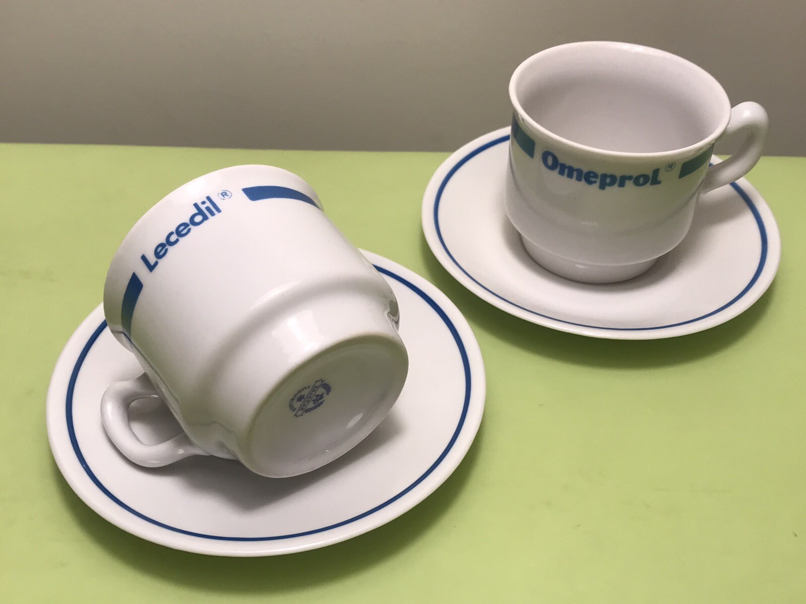 OLD PHARMACEUTICAL MEDICINE RANISAN LECEDIL.. DRUG ADVERTISING COFFEE SET 1970’s