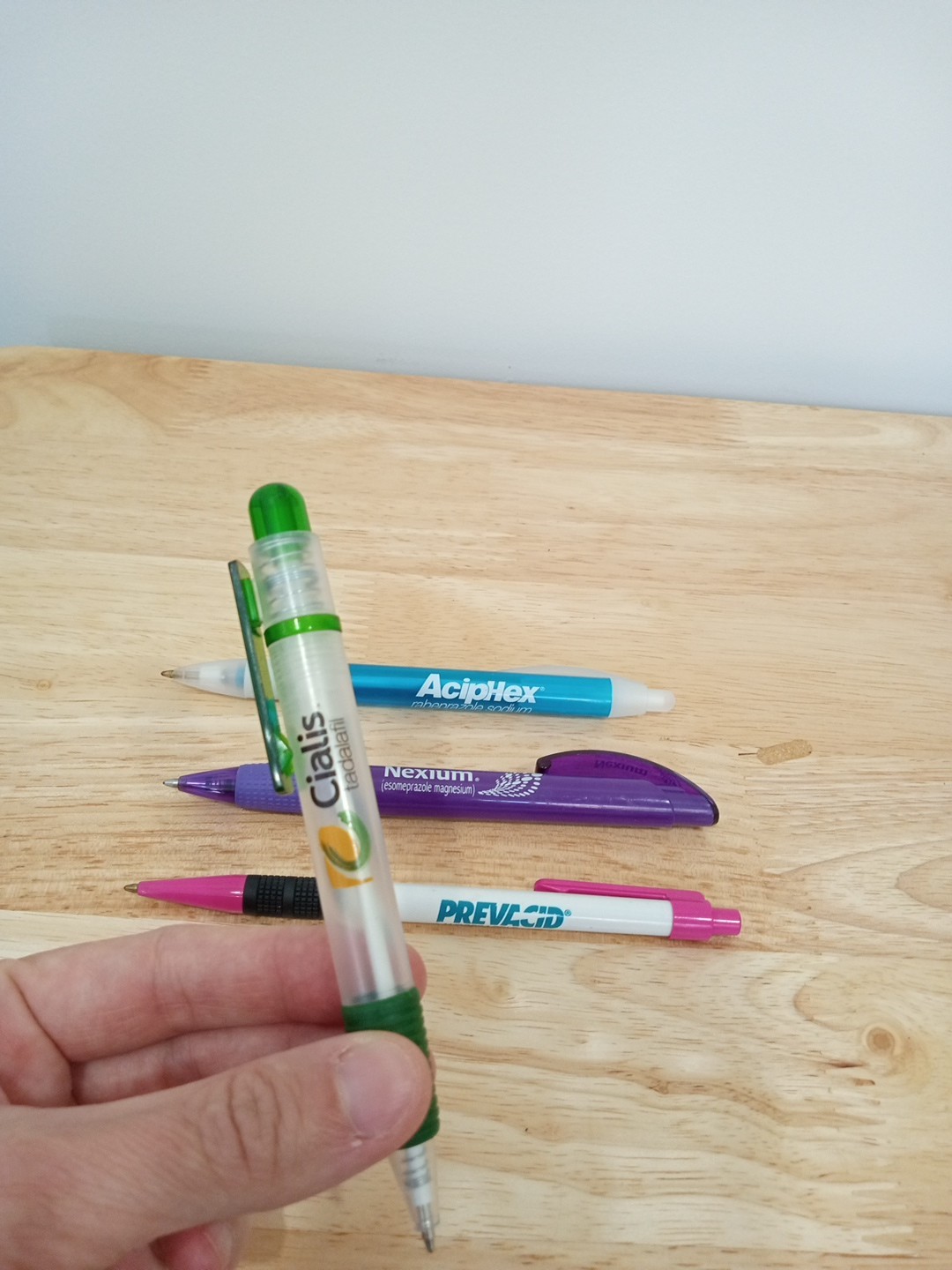 Lot (4) Pharmaceutical / Drug Rep Pens: Nexium, AcipHex, Prevacid, Cialis