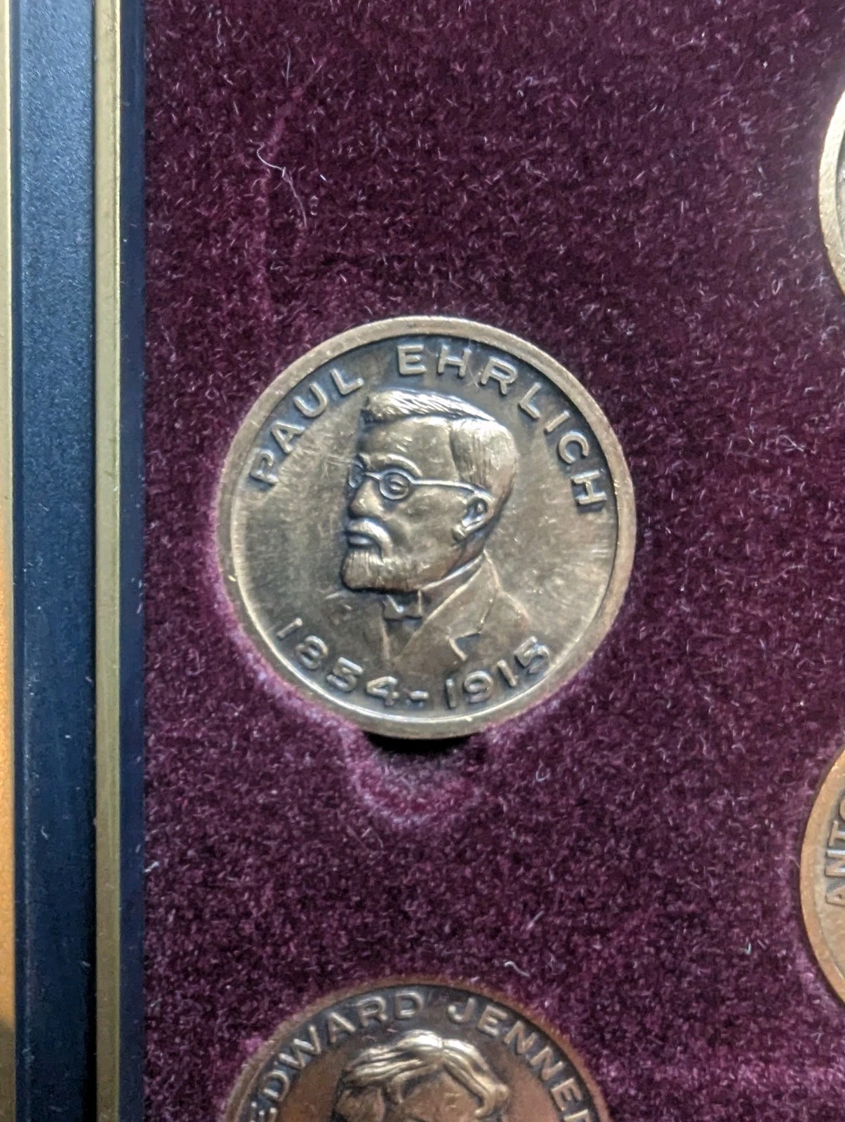 RARE Eli Lilly & Co Coins PIONEERS IN THE FIGHT AGAINST INFECTIOUS DISEASE FRAME