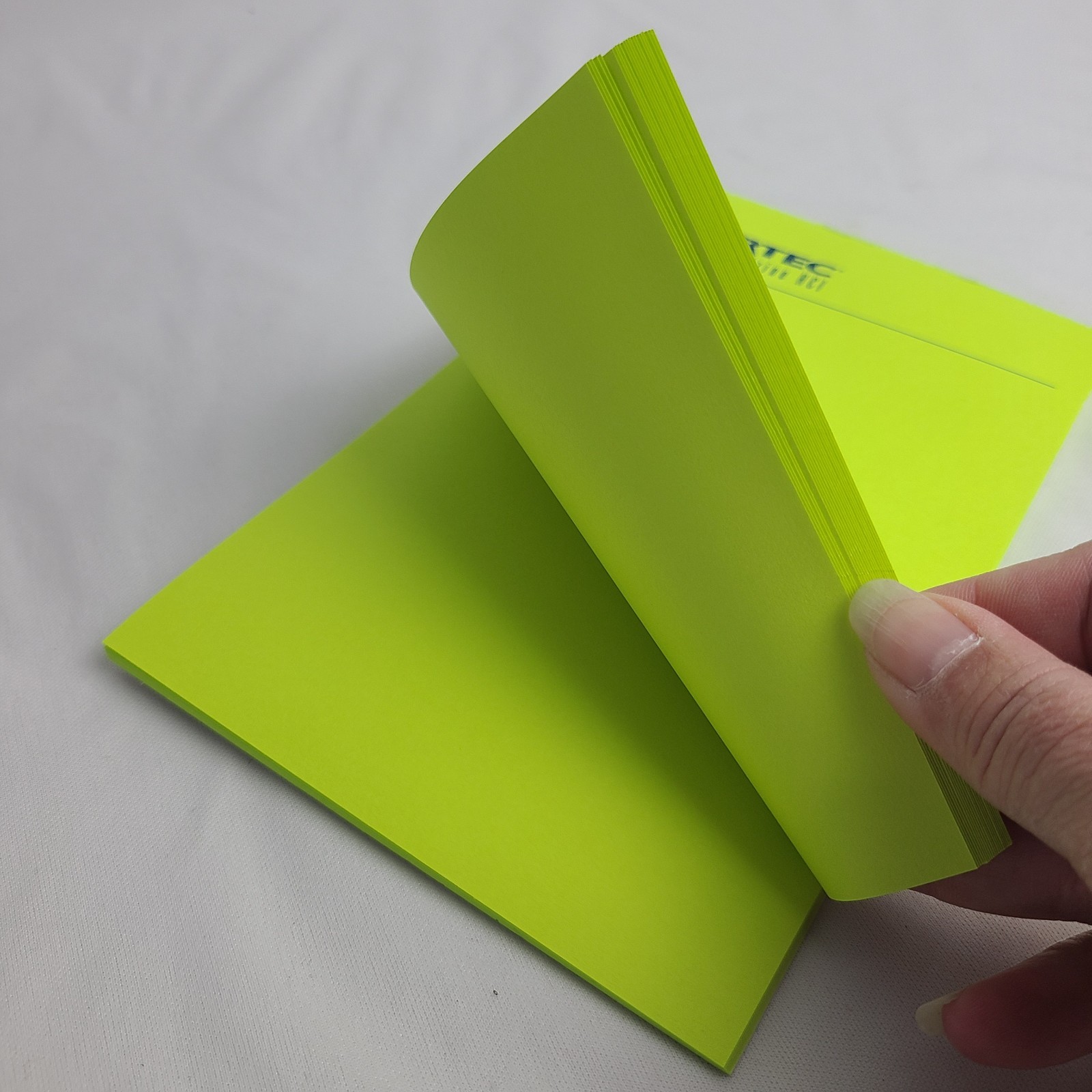Vintage 2001 Zyrtec Notepad Neon Green Pharmaceutical Drug Rep Promo Pfizer