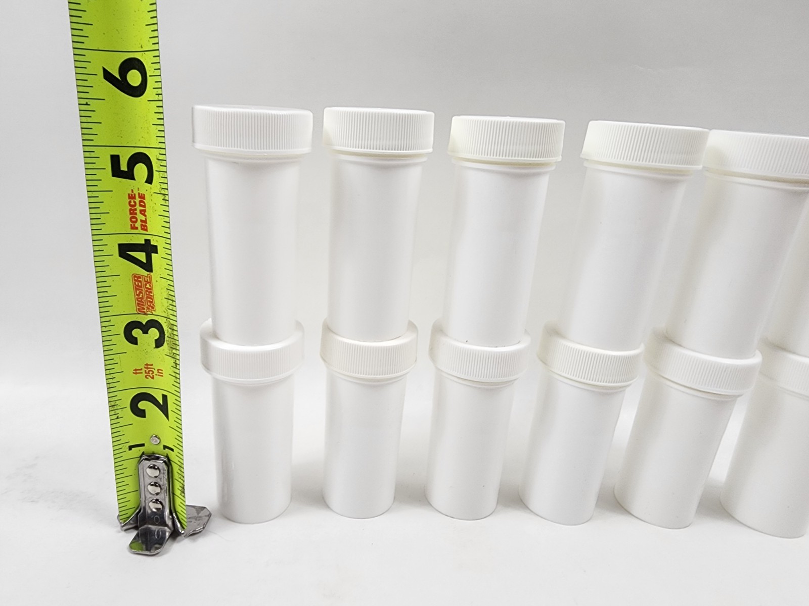 .5 (1/2) Oz White Plastic Ointment Container Jars With White Caps Lot Of 12