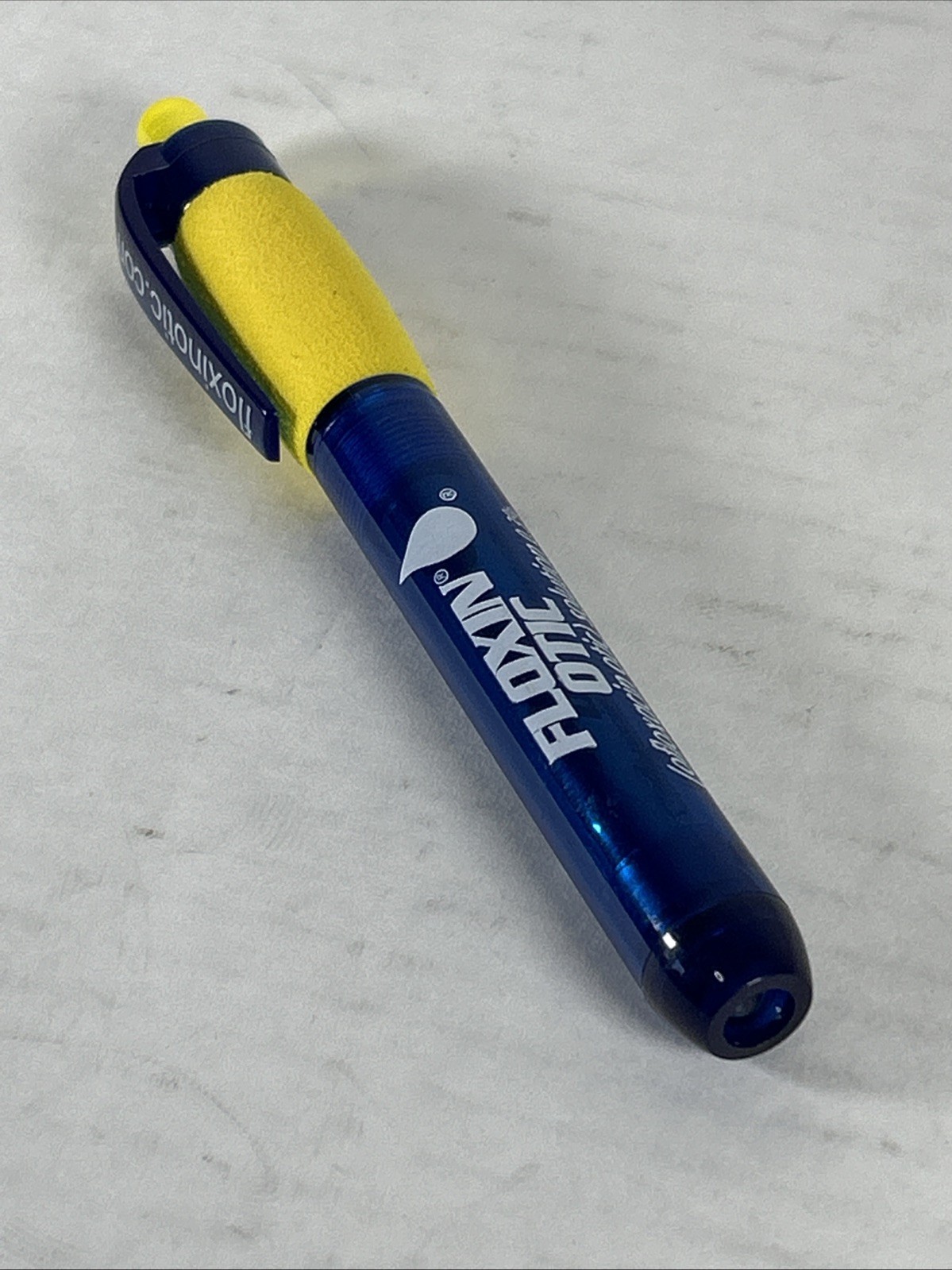 Pharmaceutical Drug Rep Vintage Floxin Otic Chubby Pen Light Works!