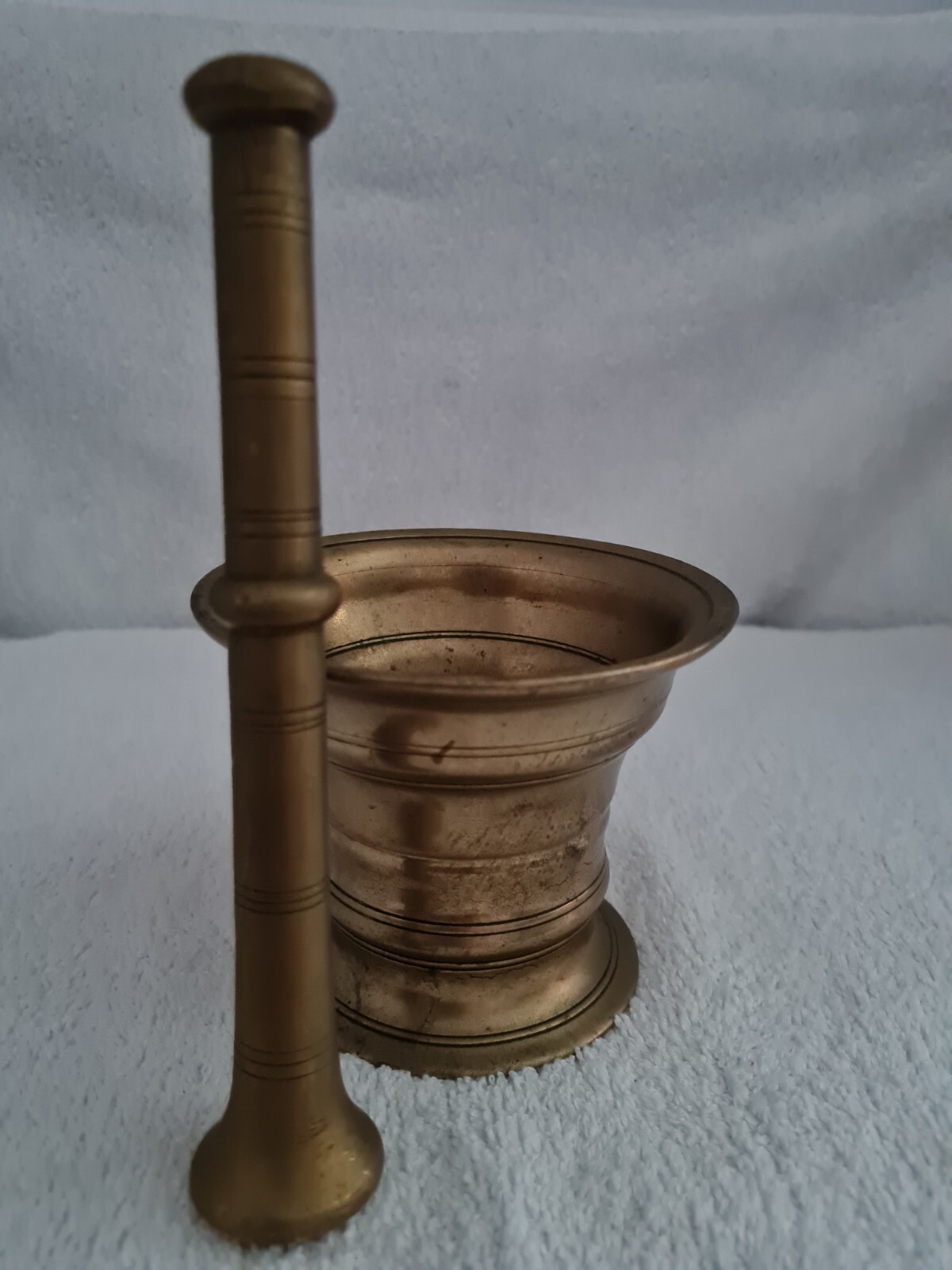 ANTIQUE 4″ SOLID BRASS APOTHECARY MORTAR & PESTLE /DRUGGIST TOOL