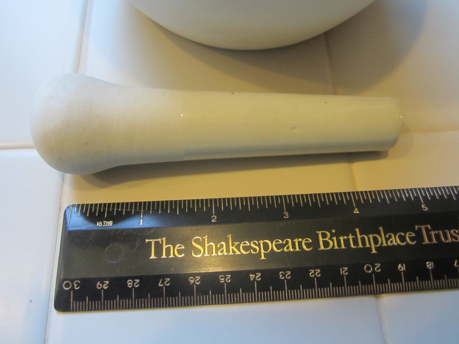 Vtg Coors USA Heavy White Porcelain Lab Mortar & Pestle Apothecary