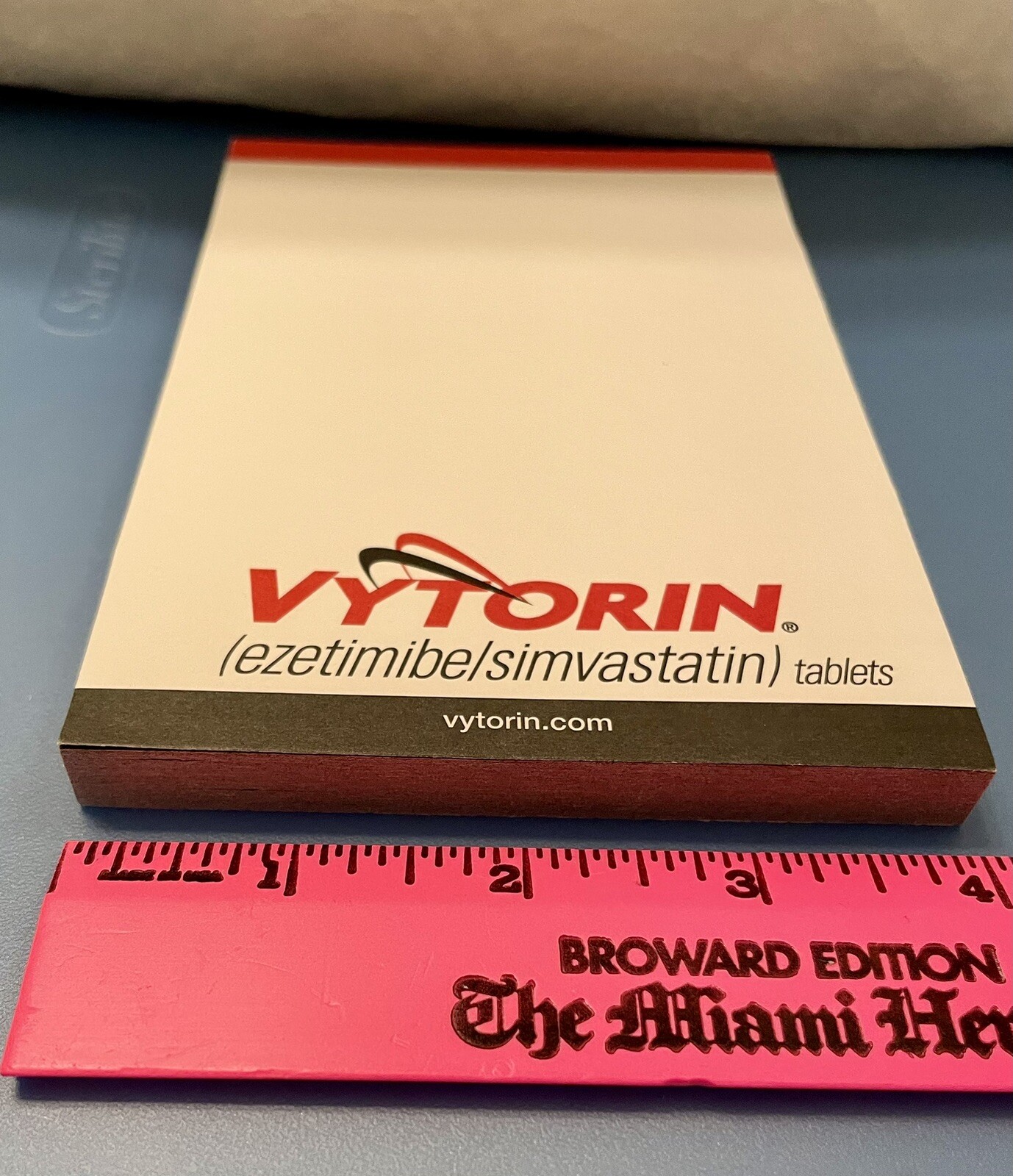 VTG 2005 LOT of 3 VYTORIN STICKY MEMO PADS MEDICAL PHARMA LOGO NEW NOS