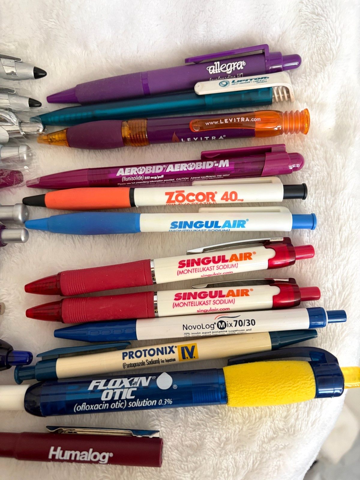 Lot of Drug Rep Items Metal & Plastic Pens & Pen Light *Non Working**READ Desc